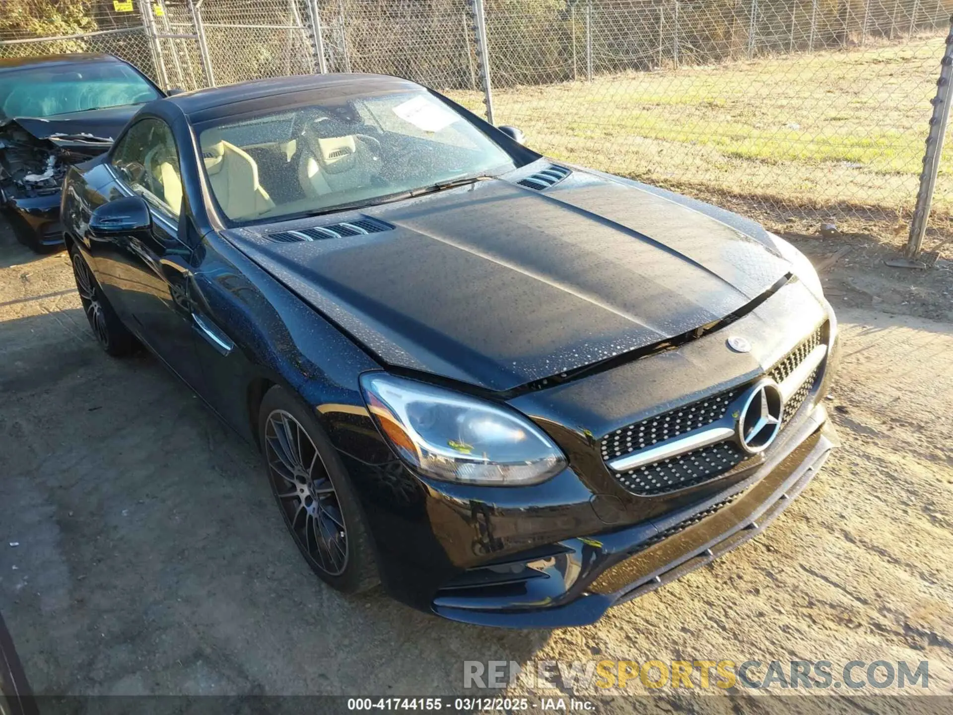 1 Photograph of a damaged car WDDPK3JA1KF160119 MERCEDES-BENZ SLC 300 2019