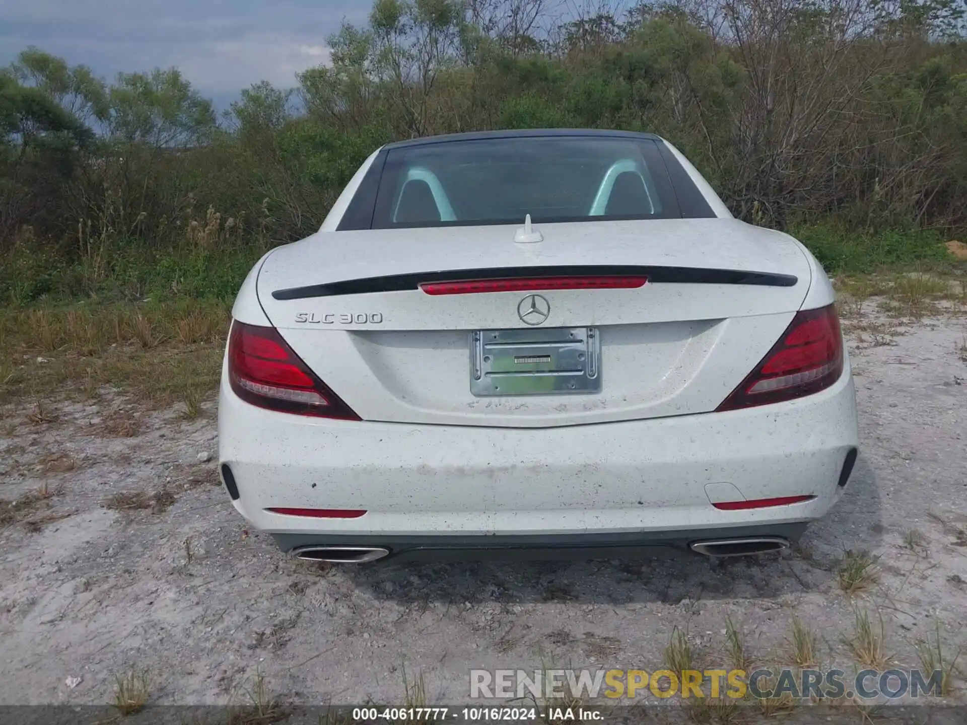 15 Photograph of a damaged car WDDPK3JA2KF161117 MERCEDES-BENZ SLC 300 2019