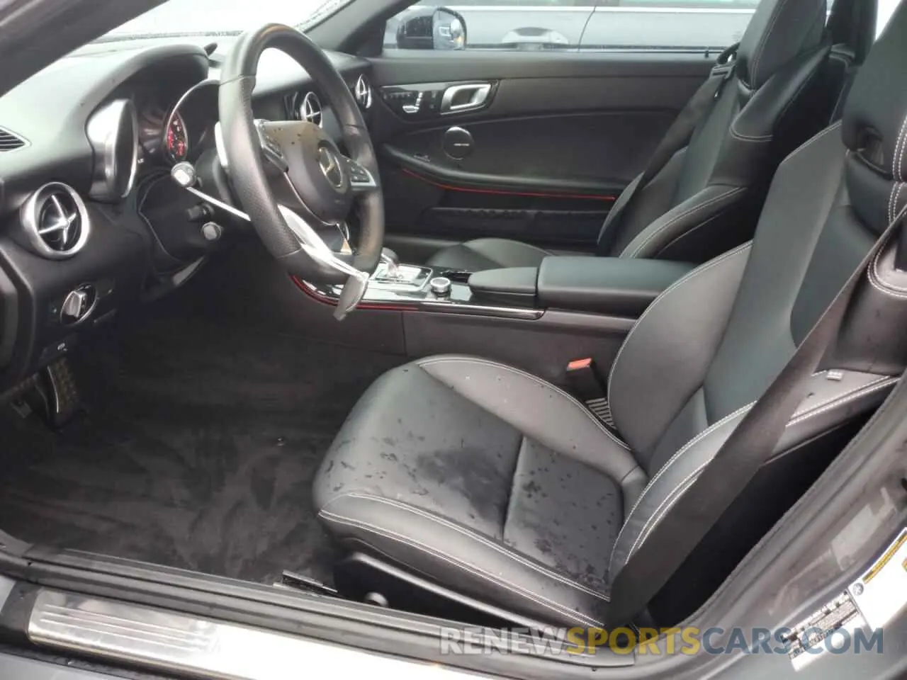 7 Photograph of a damaged car W1KPK3JA0LF172375 MERCEDES-BENZ SLC-CLASS 2020