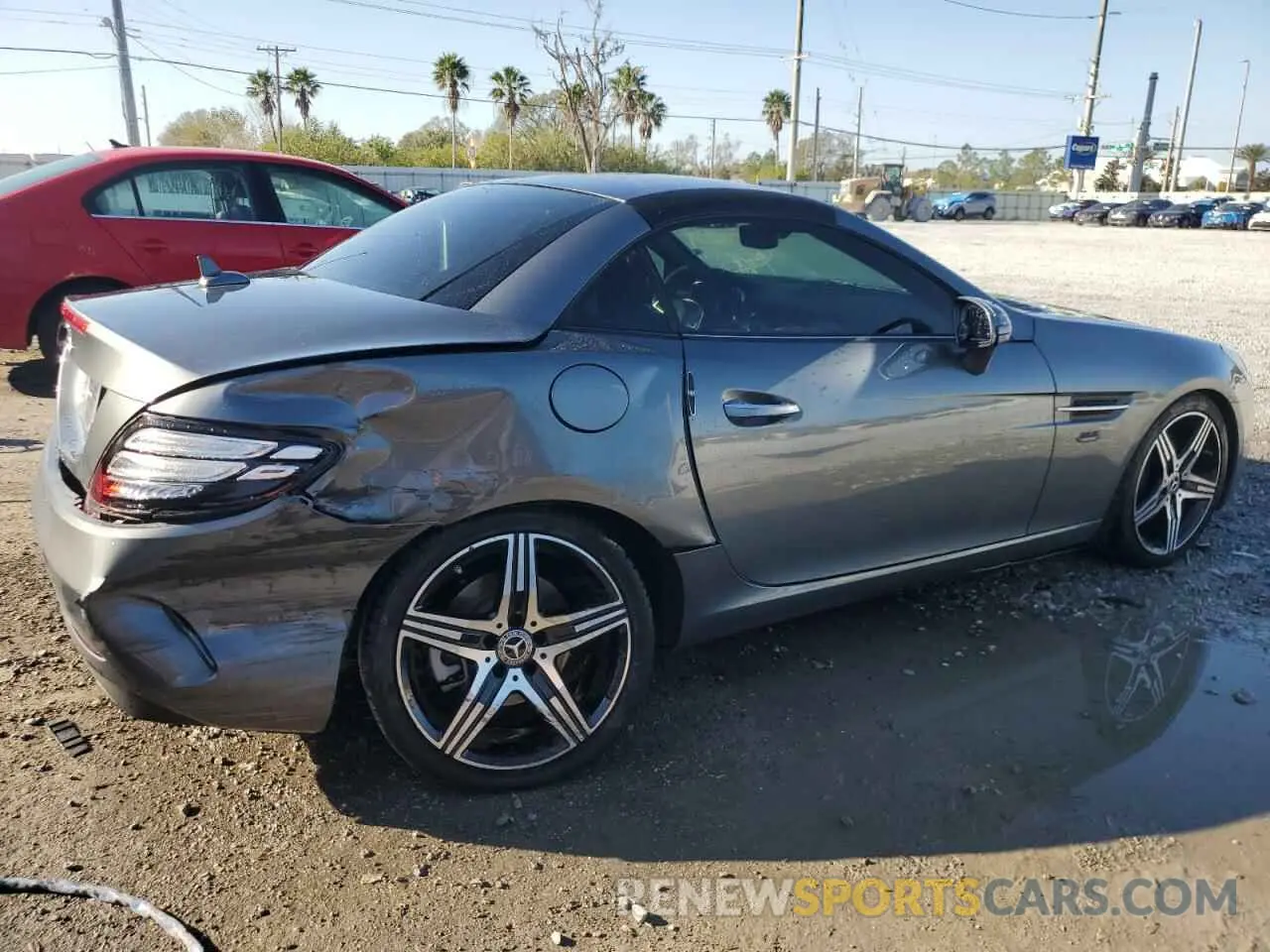 3 Photograph of a damaged car W1KPK3JA4LF171360 MERCEDES-BENZ SLC-CLASS 2020