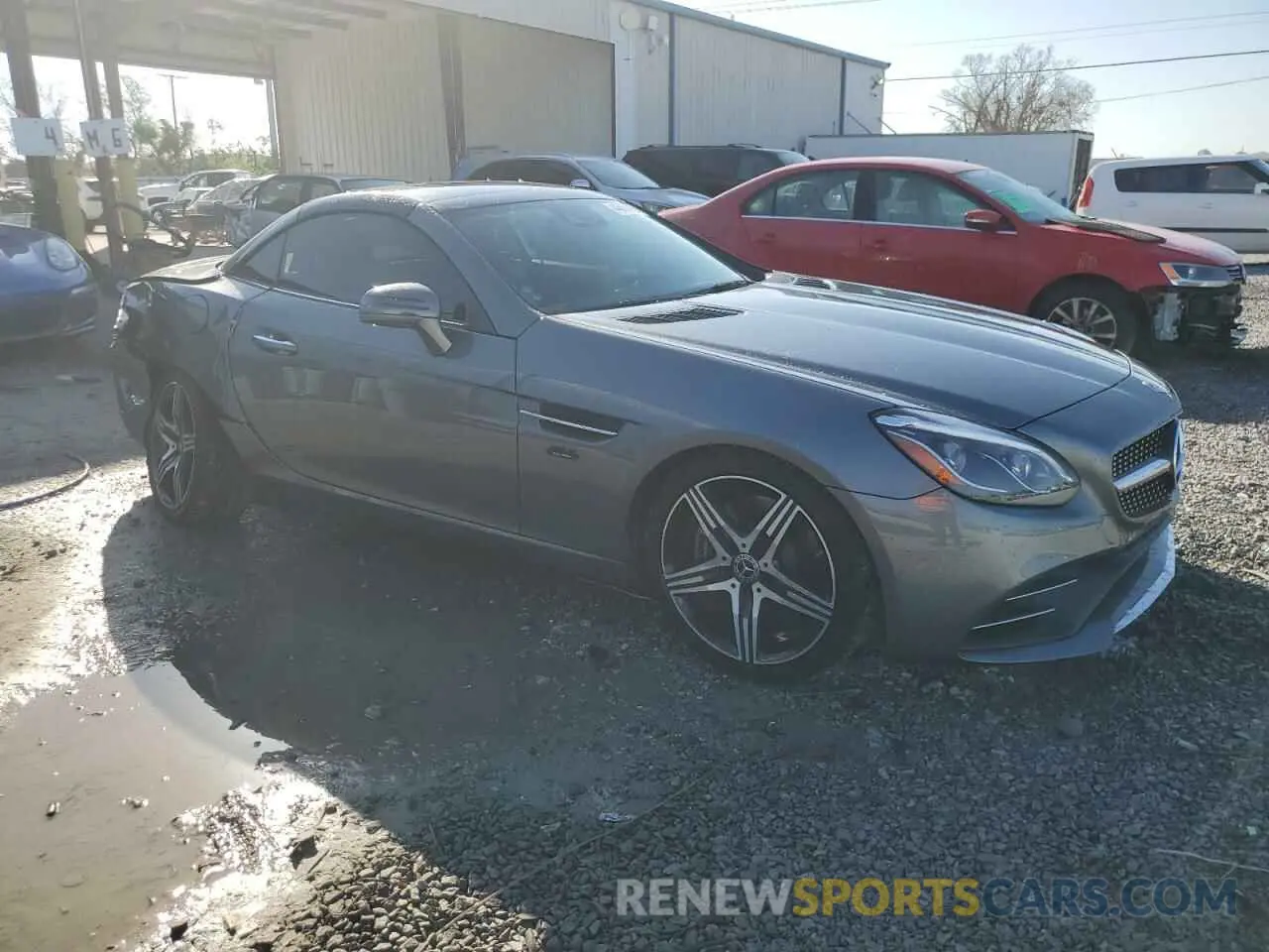 4 Photograph of a damaged car W1KPK3JA4LF171360 MERCEDES-BENZ SLC-CLASS 2020