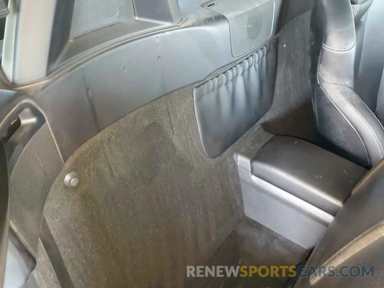 10 Photograph of a damaged car WDDPK3JA2LF166531 MERCEDES-BENZ SLC-CLASS 2020