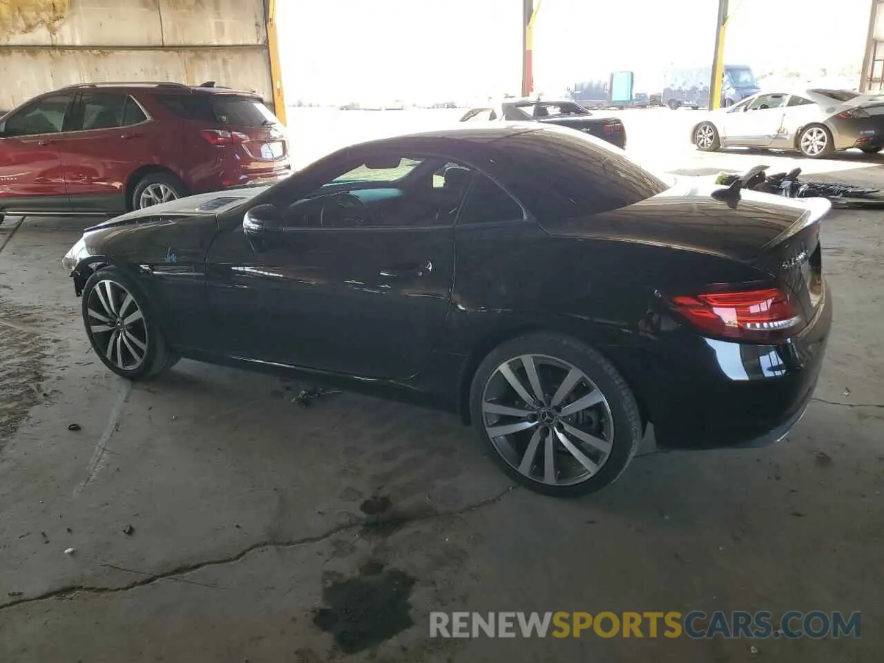 2 Photograph of a damaged car WDDPK3JA2LF166531 MERCEDES-BENZ SLC-CLASS 2020