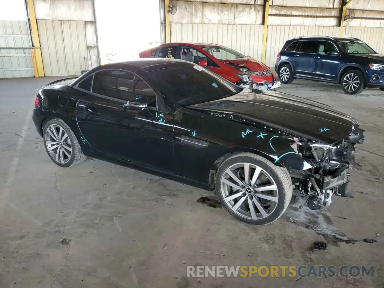 4 Photograph of a damaged car WDDPK3JA2LF166531 MERCEDES-BENZ SLC-CLASS 2020