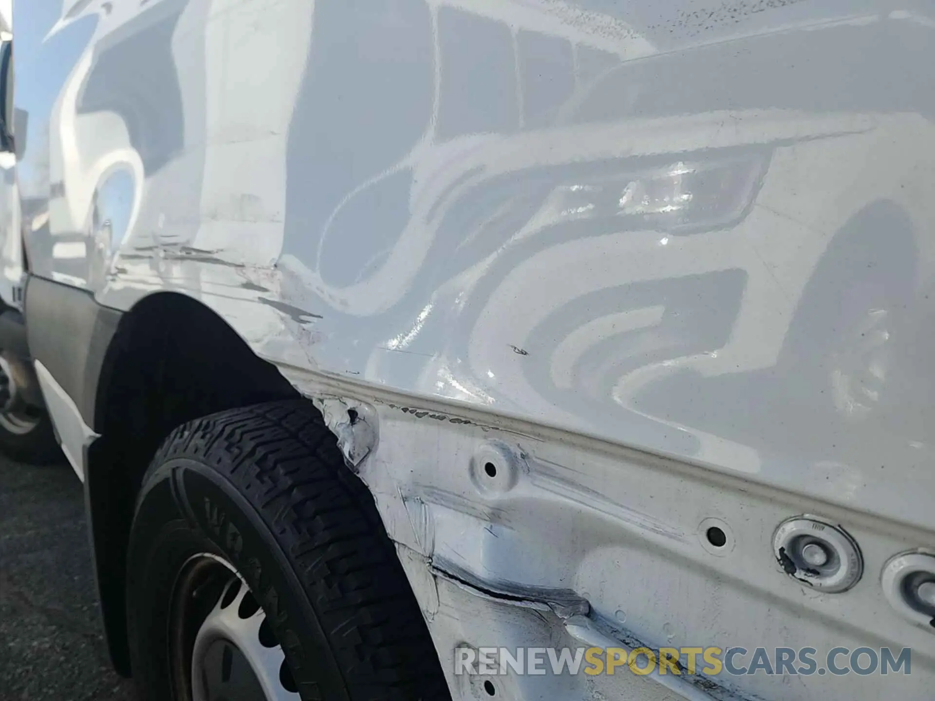 17 Photograph of a damaged car W1W70BGY0KT018168 MERCEDES-BENZ SPRINTER 1500 2019