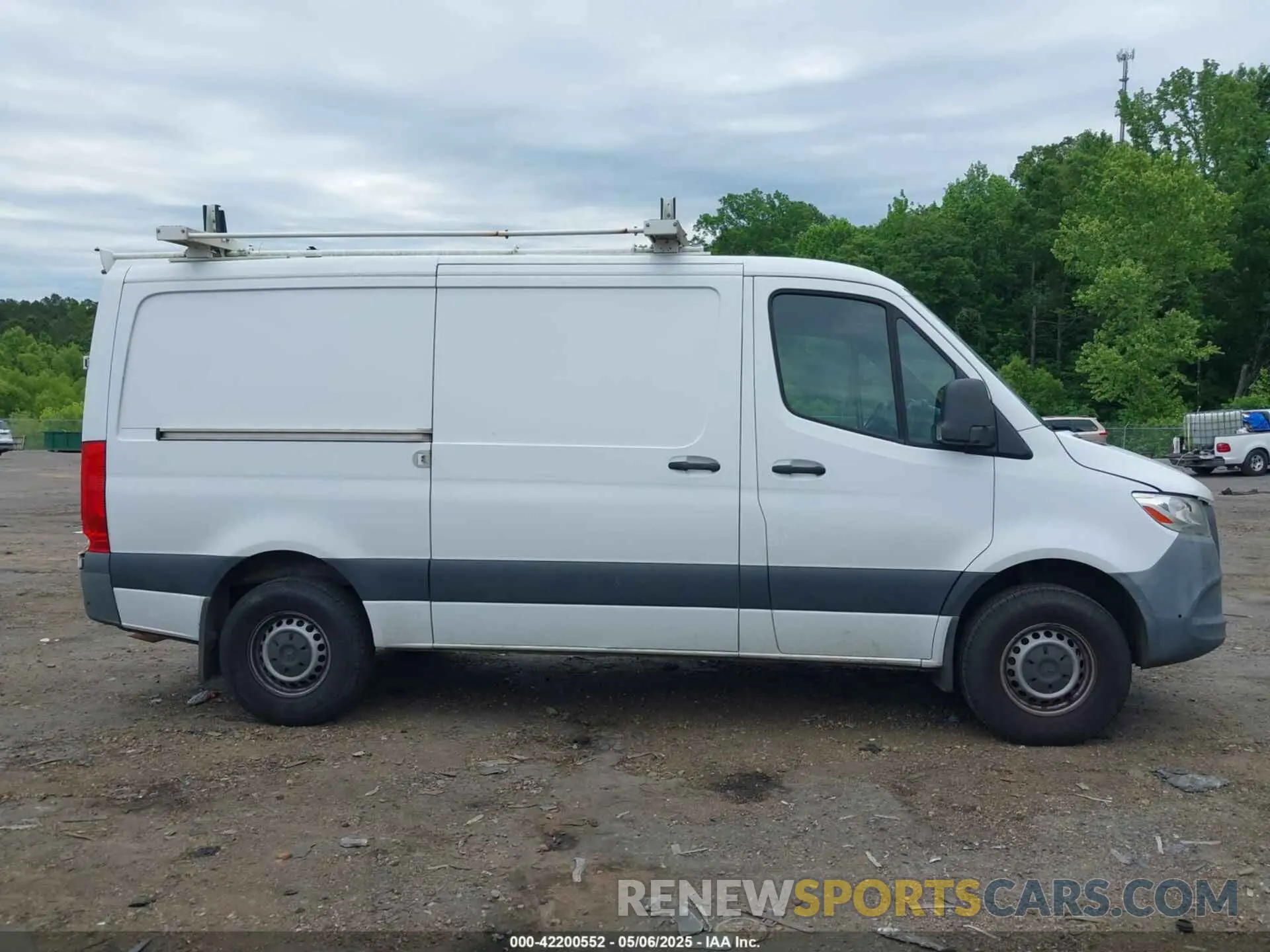 13 Photograph of a damaged car WD3PE7ED0KT010222 MERCEDES-BENZ SPRINTER 1500 2019