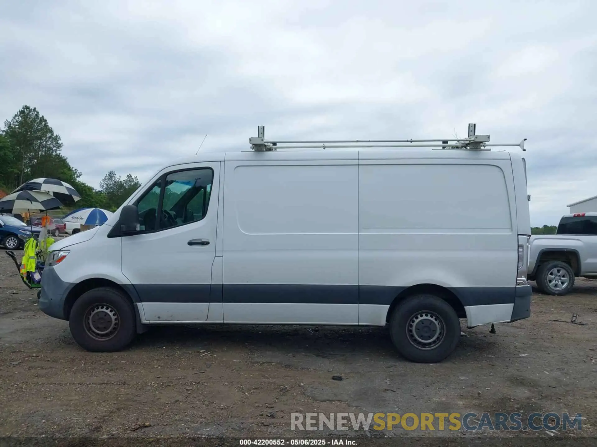 14 Photograph of a damaged car WD3PE7ED0KT010222 MERCEDES-BENZ SPRINTER 1500 2019