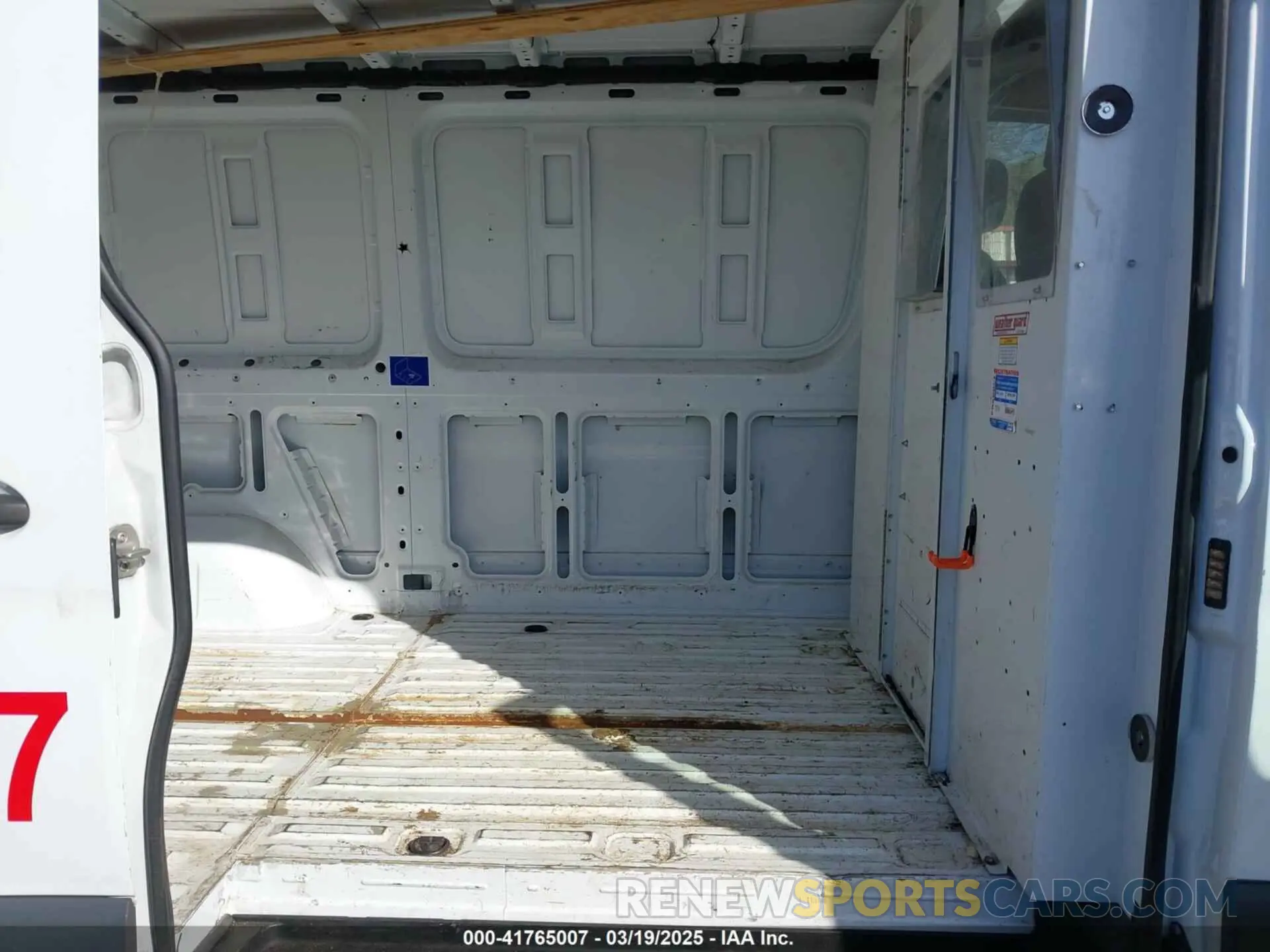 8 Photograph of a damaged car WD3PE7ED3KT006374 MERCEDES-BENZ SPRINTER 1500 2019