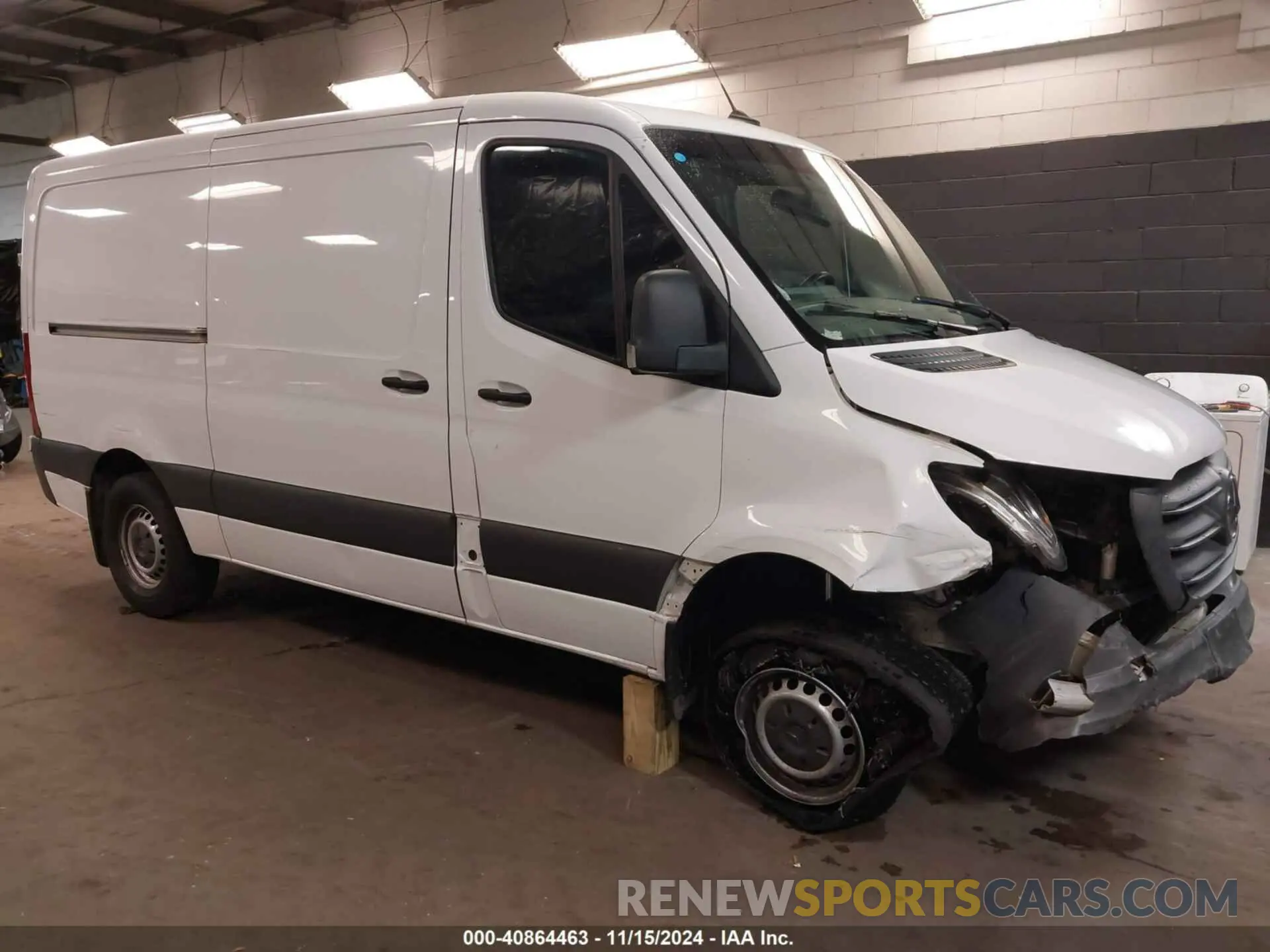 1 Photograph of a damaged car WD4PE7ED8KT015888 MERCEDES-BENZ SPRINTER 1500 2019