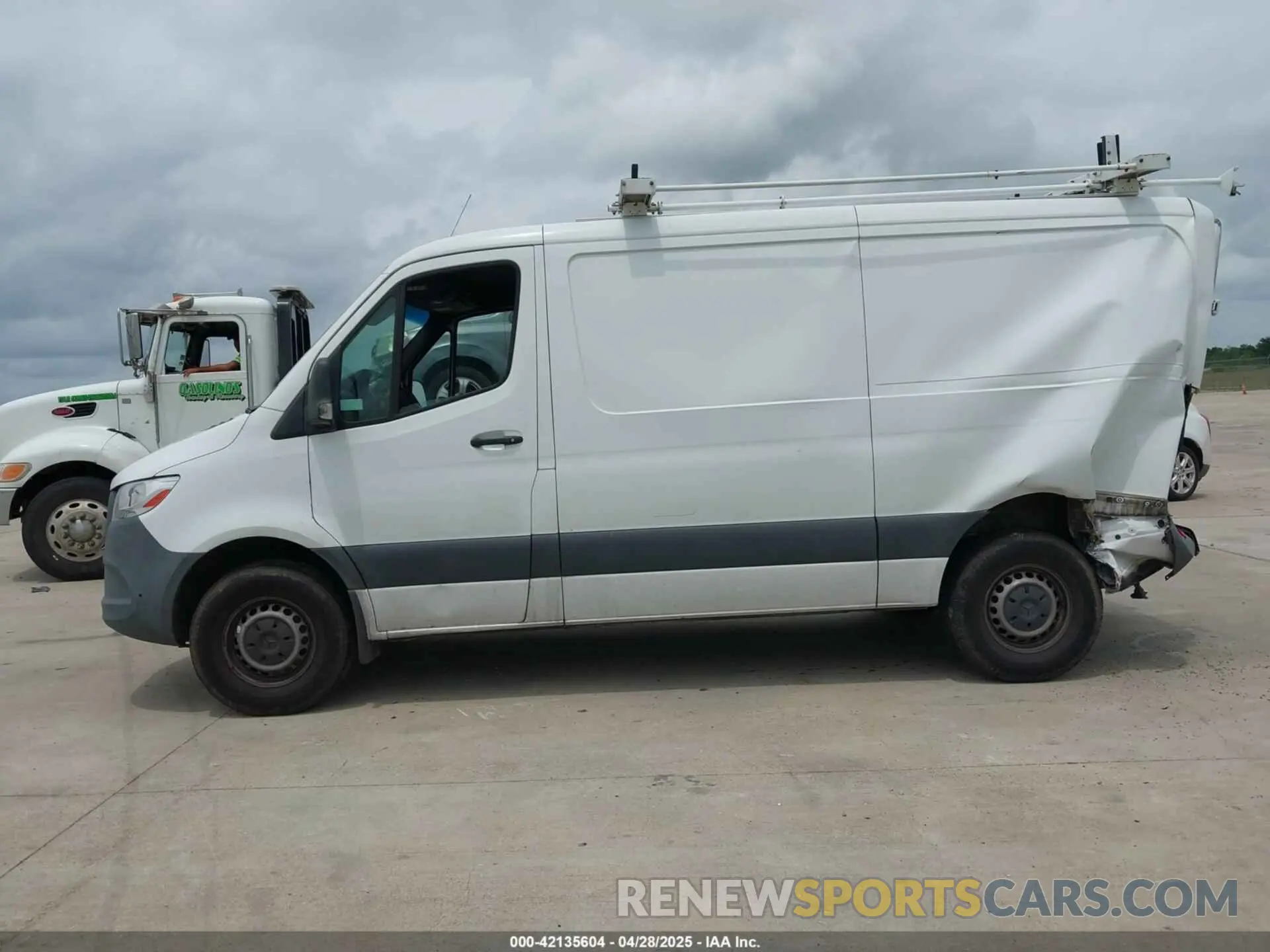 14 Photograph of a damaged car W1Y70BGY3LT039735 MERCEDES-BENZ SPRINTER 1500 2020