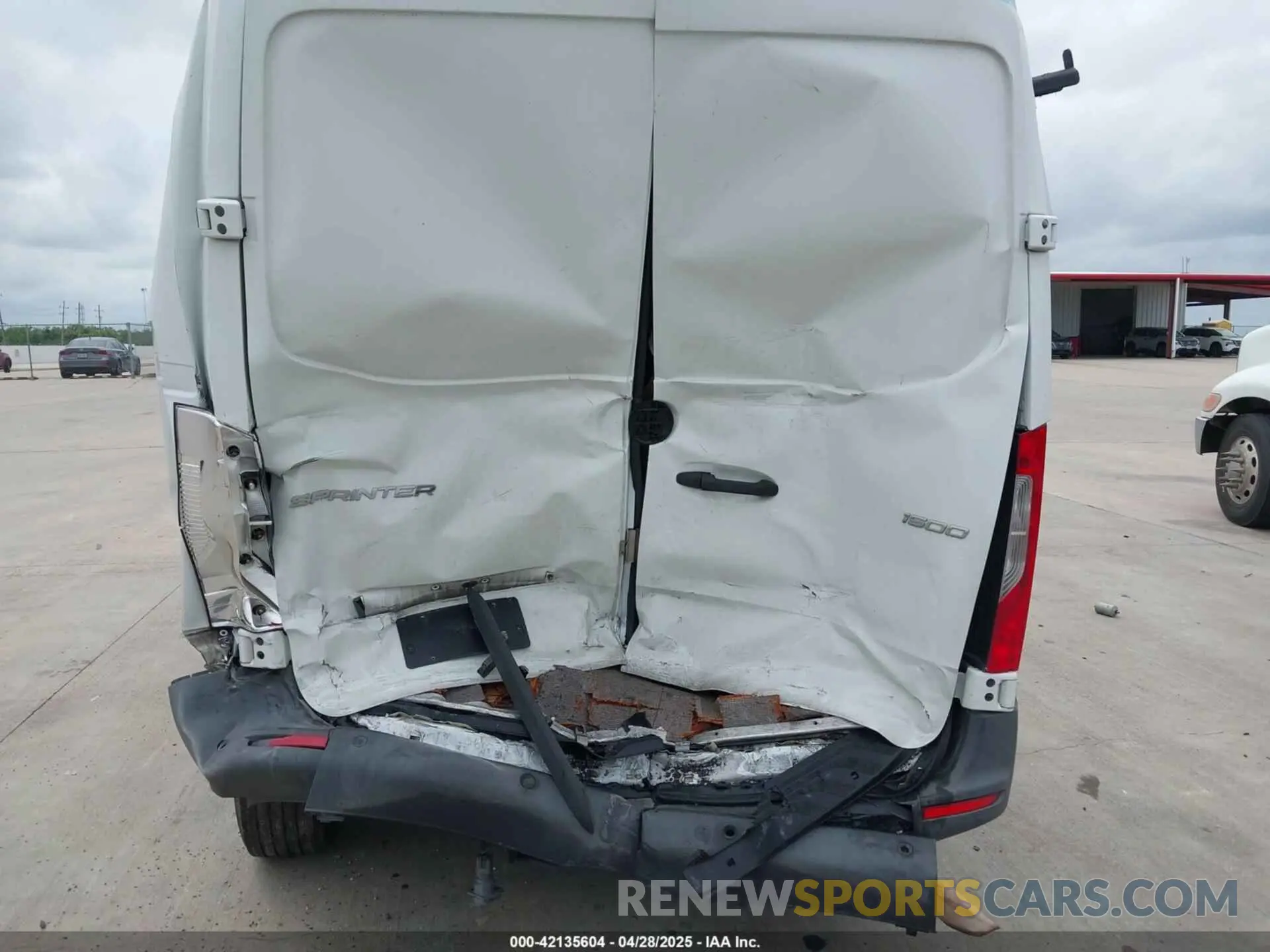 6 Photograph of a damaged car W1Y70BGY3LT039735 MERCEDES-BENZ SPRINTER 1500 2020