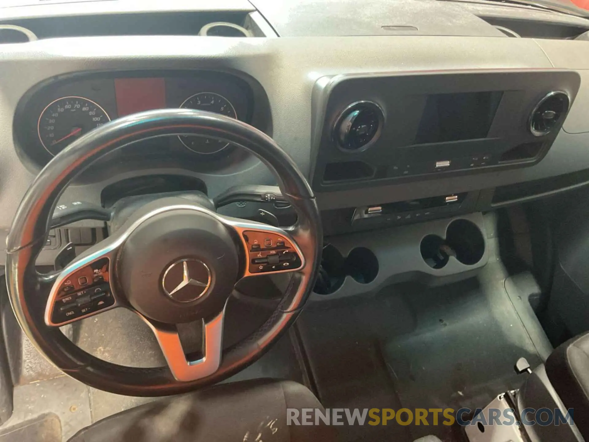 29 Photograph of a damaged car W1Y70BGY1MT066787 MERCEDES-BENZ SPRINTER 1500 2021