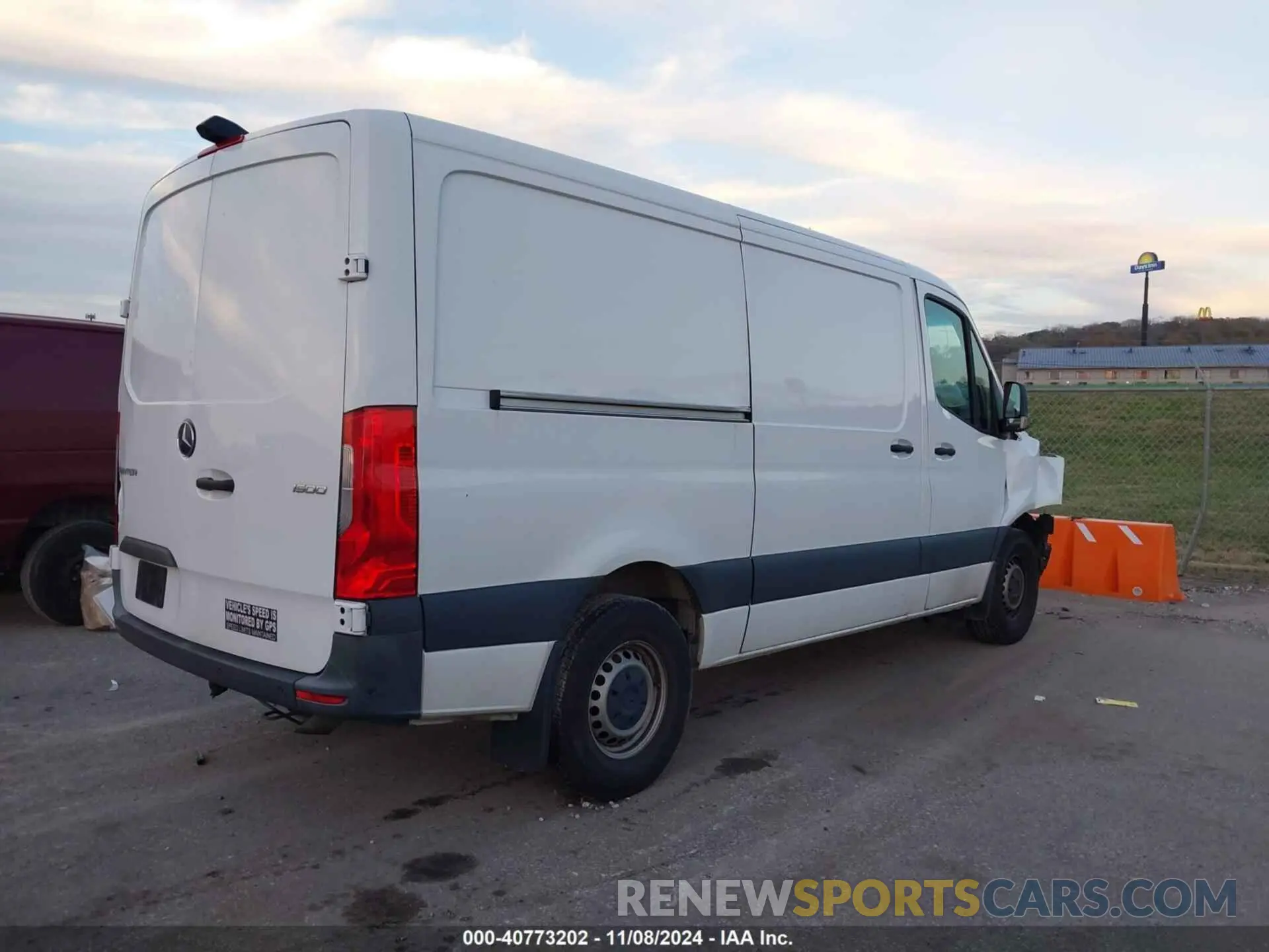 4 Photograph of a damaged car W1Y70BGYXNT088353 MERCEDES-BENZ SPRINTER 1500 2022
