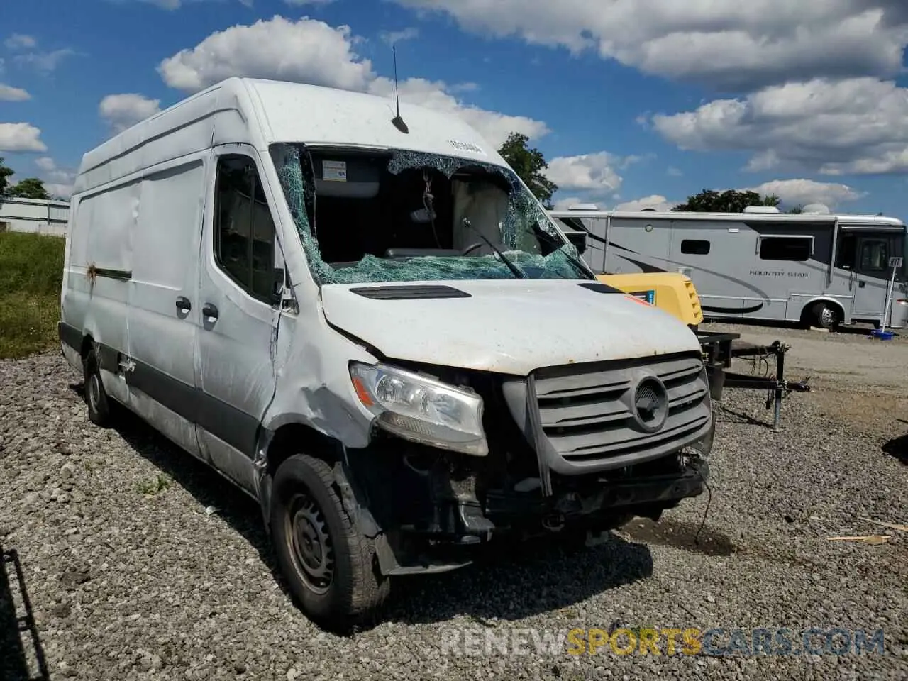 4 Photograph of a damaged car W1W4EDHY4KP198942 MERCEDES-BENZ SPRINTER 2019