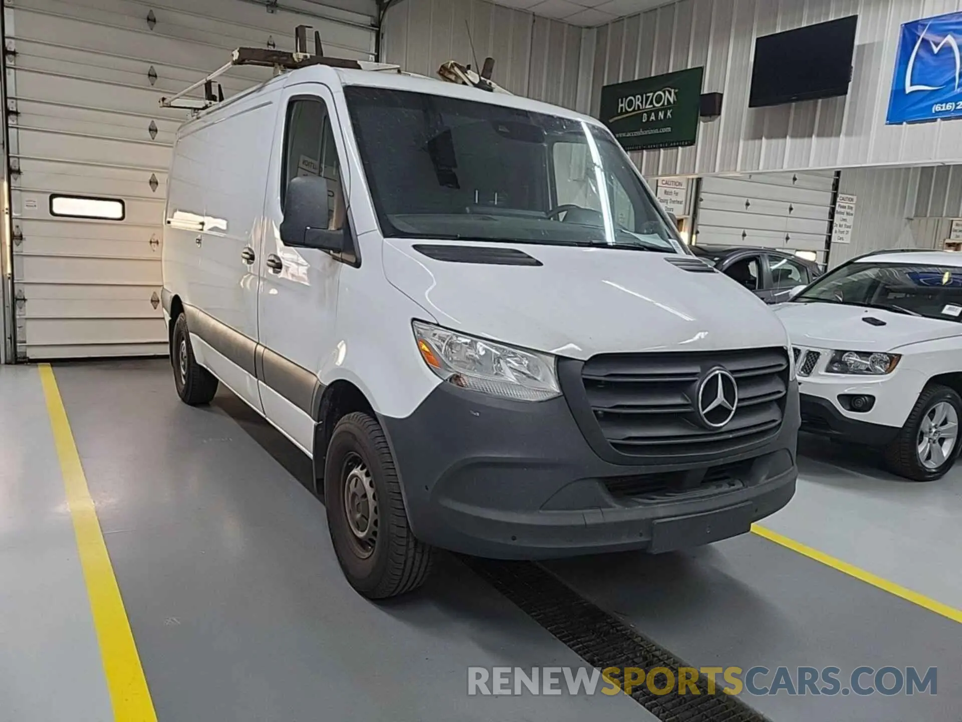 10 Photograph of a damaged car WD3PE7ED5KT011253 MERCEDES-BENZ SPRINTER 2019