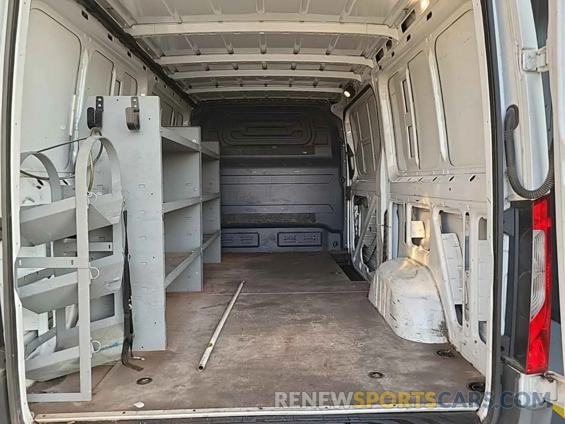18 Photograph of a damaged car WD3PE7ED5KT011253 MERCEDES-BENZ SPRINTER 2019