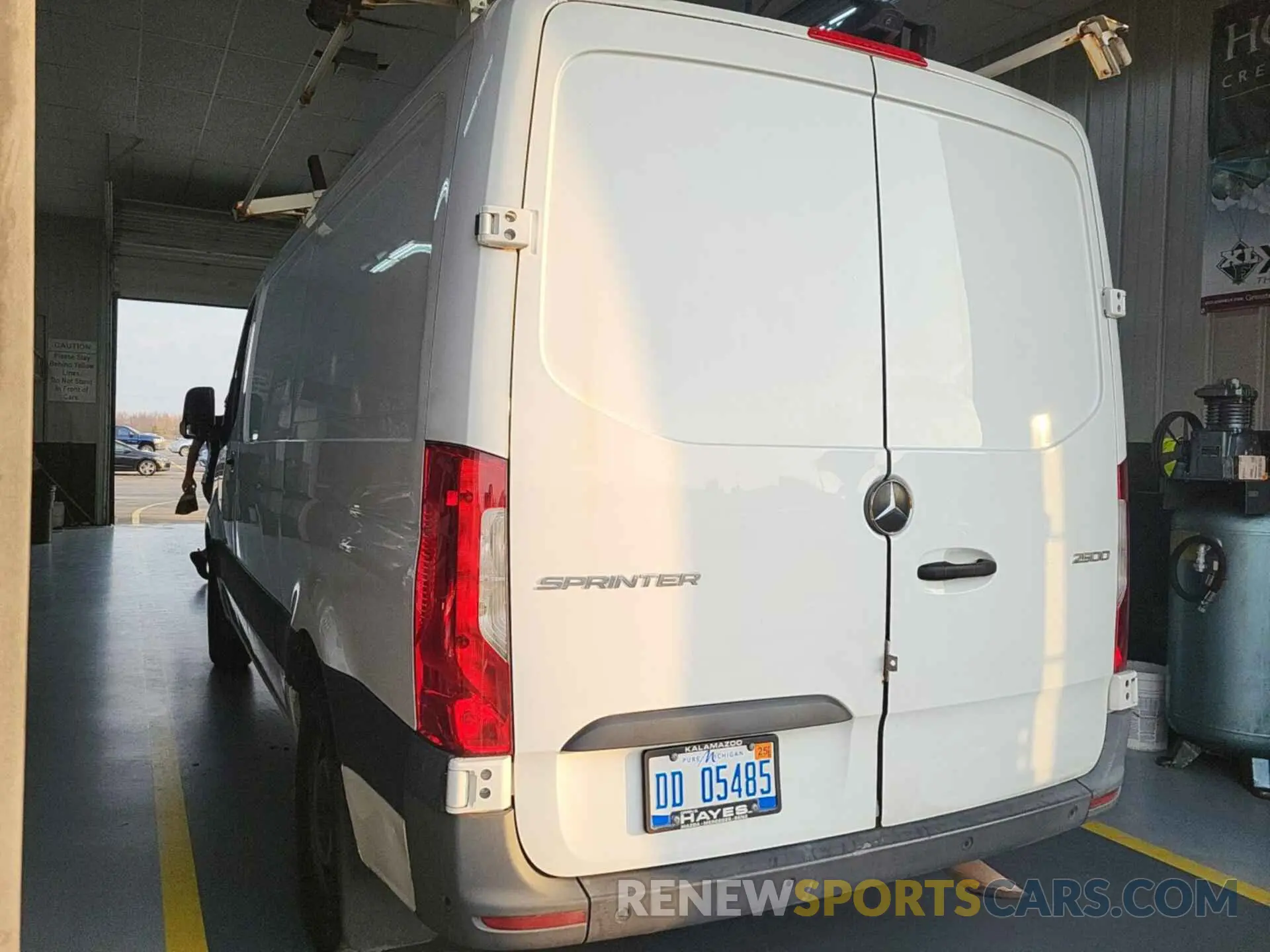 27 Photograph of a damaged car WD3PE7ED5KT011253 MERCEDES-BENZ SPRINTER 2019