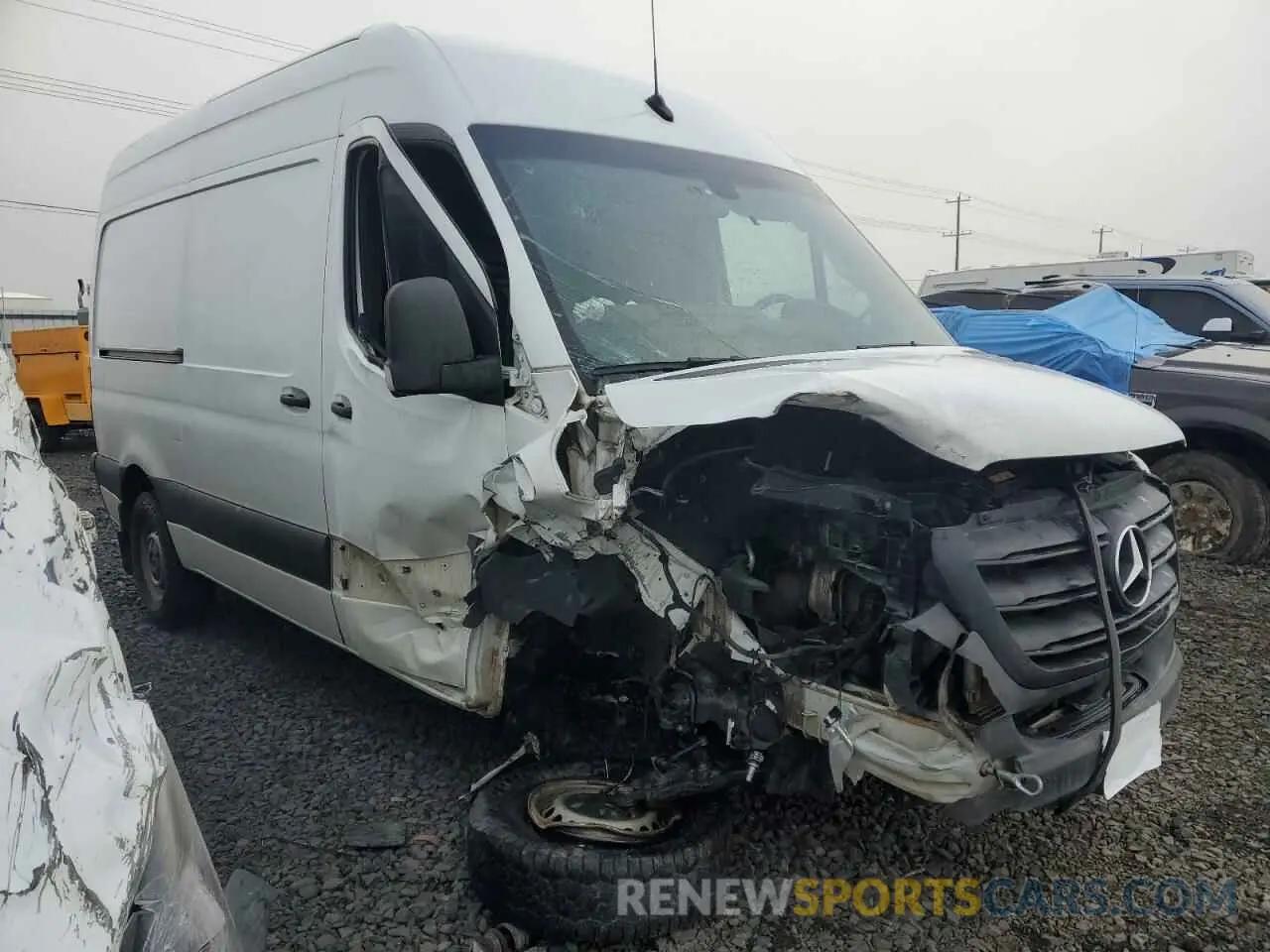 4 Photograph of a damaged car WD3PE7ED6KT016445 MERCEDES-BENZ SPRINTER 2019