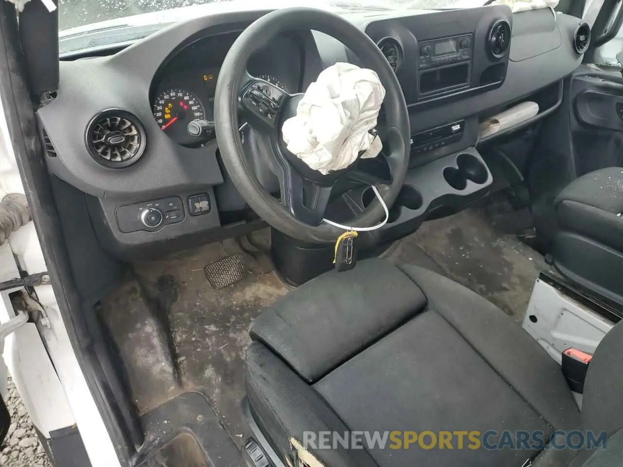 8 Photograph of a damaged car WD3PE7ED6KT016445 MERCEDES-BENZ SPRINTER 2019