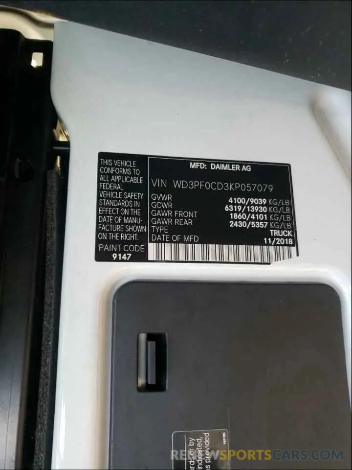 10 Photograph of a damaged car WD3PF0CD3KP057079 MERCEDES-BENZ SPRINTER 2019