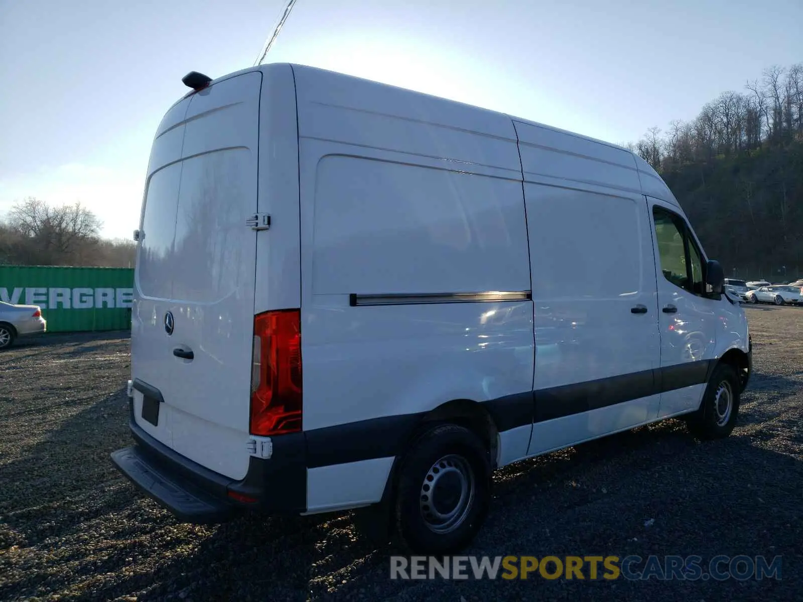 4 Photograph of a damaged car WD3PF0CD3KP057079 MERCEDES-BENZ SPRINTER 2019