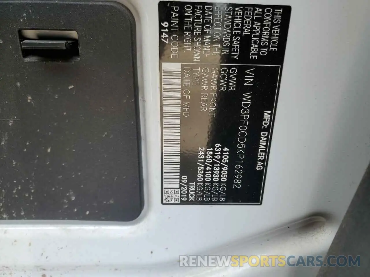 14 Photograph of a damaged car WD3PF0CD5KP162982 MERCEDES-BENZ SPRINTER 2019
