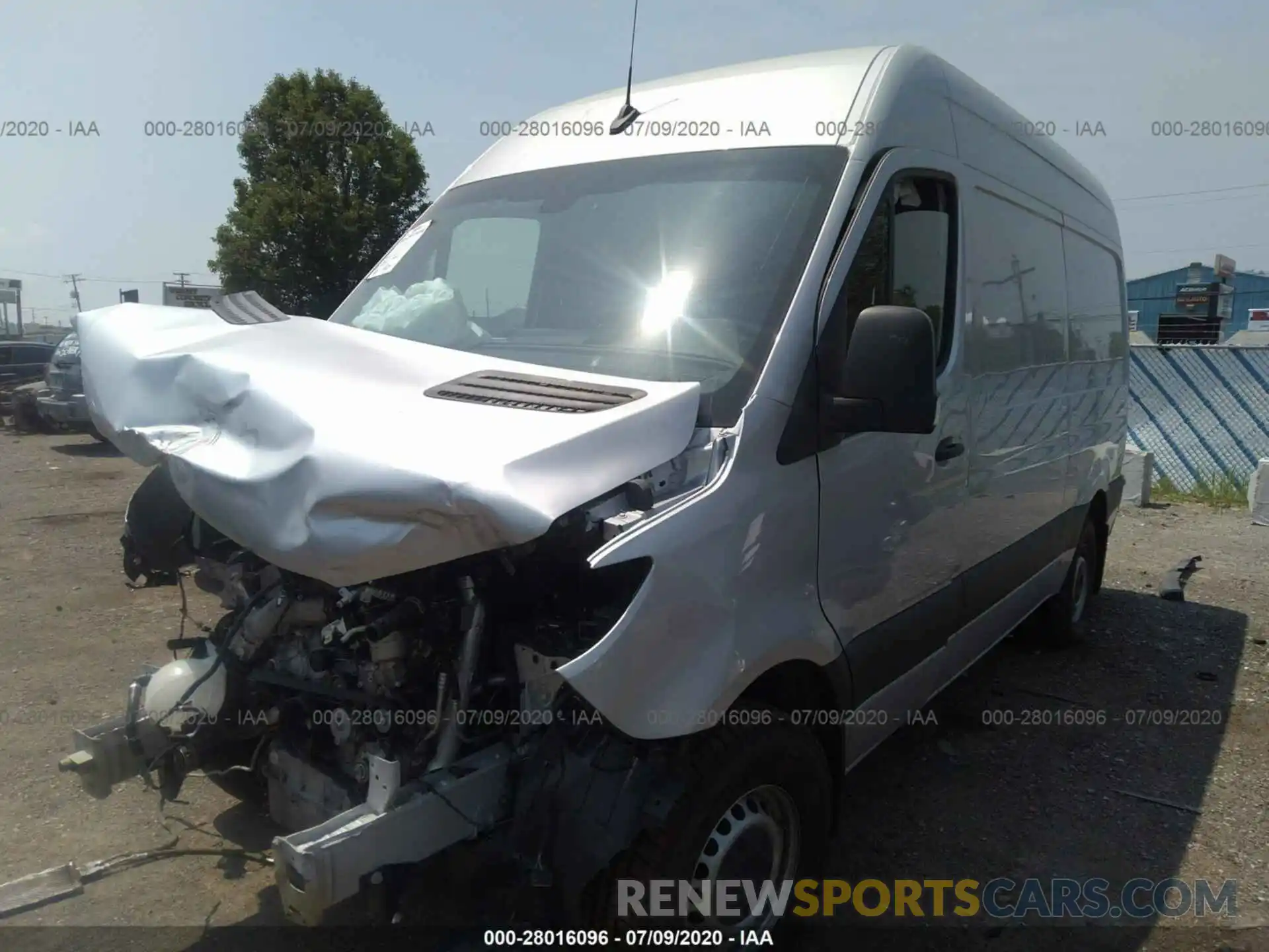 2 Photograph of a damaged car WD3PF0CD9KT015765 MERCEDES-BENZ SPRINTER 2019