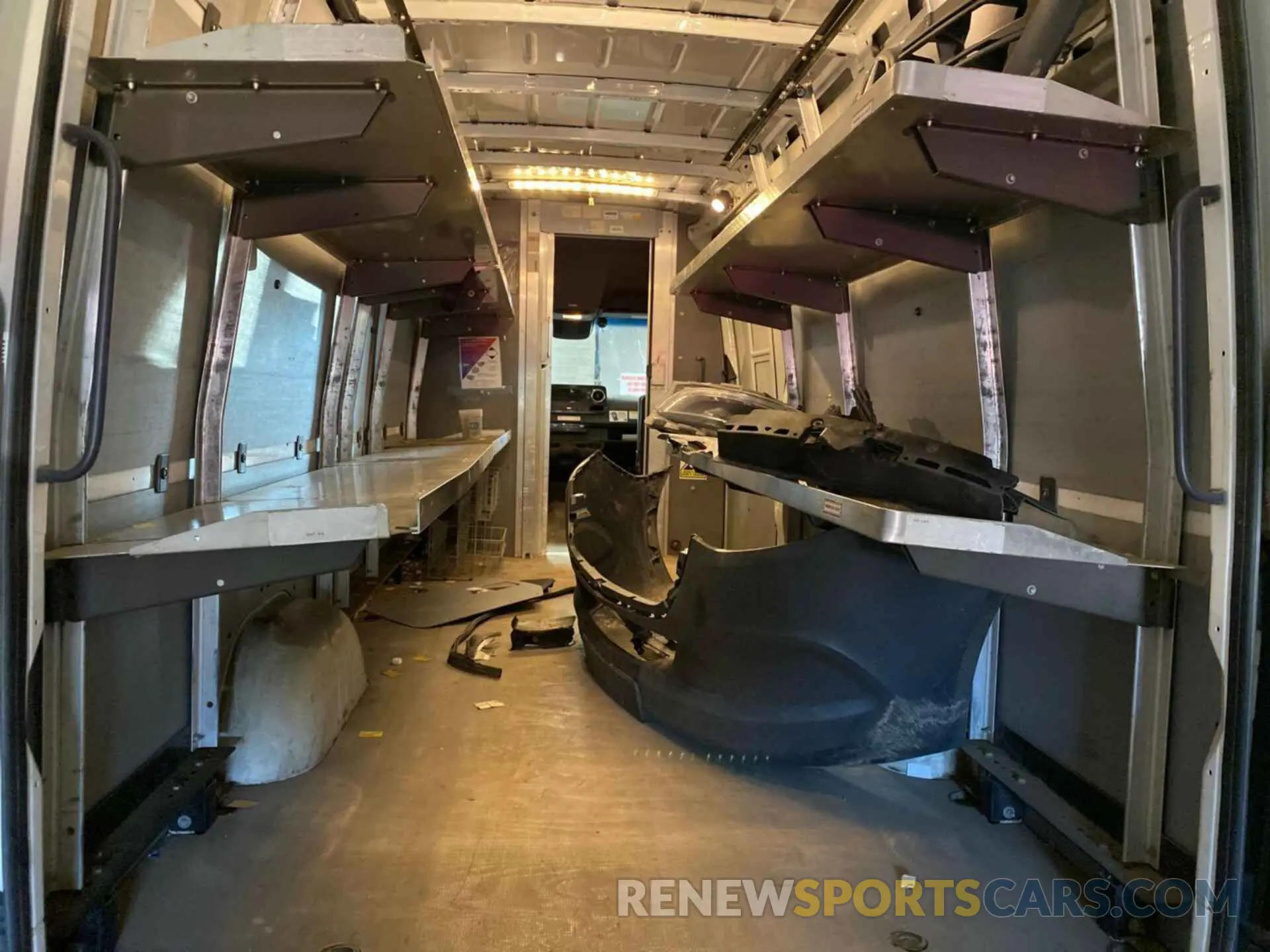 16 Photograph of a damaged car WD3PF1CD1KP050380 MERCEDES-BENZ SPRINTER 2019