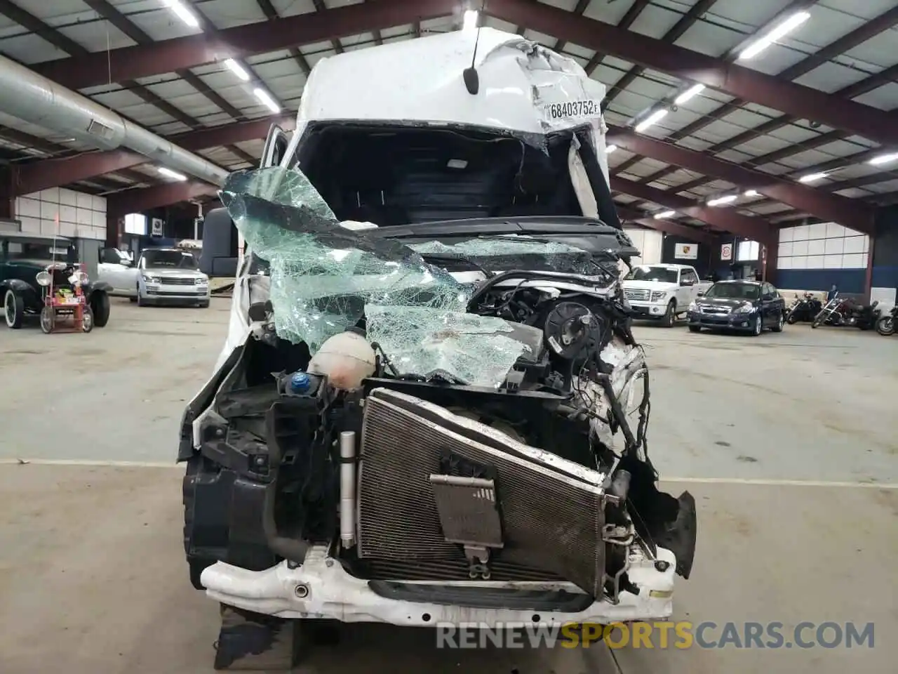 5 Photograph of a damaged car WD3PF1CD2KP060884 MERCEDES-BENZ SPRINTER 2019