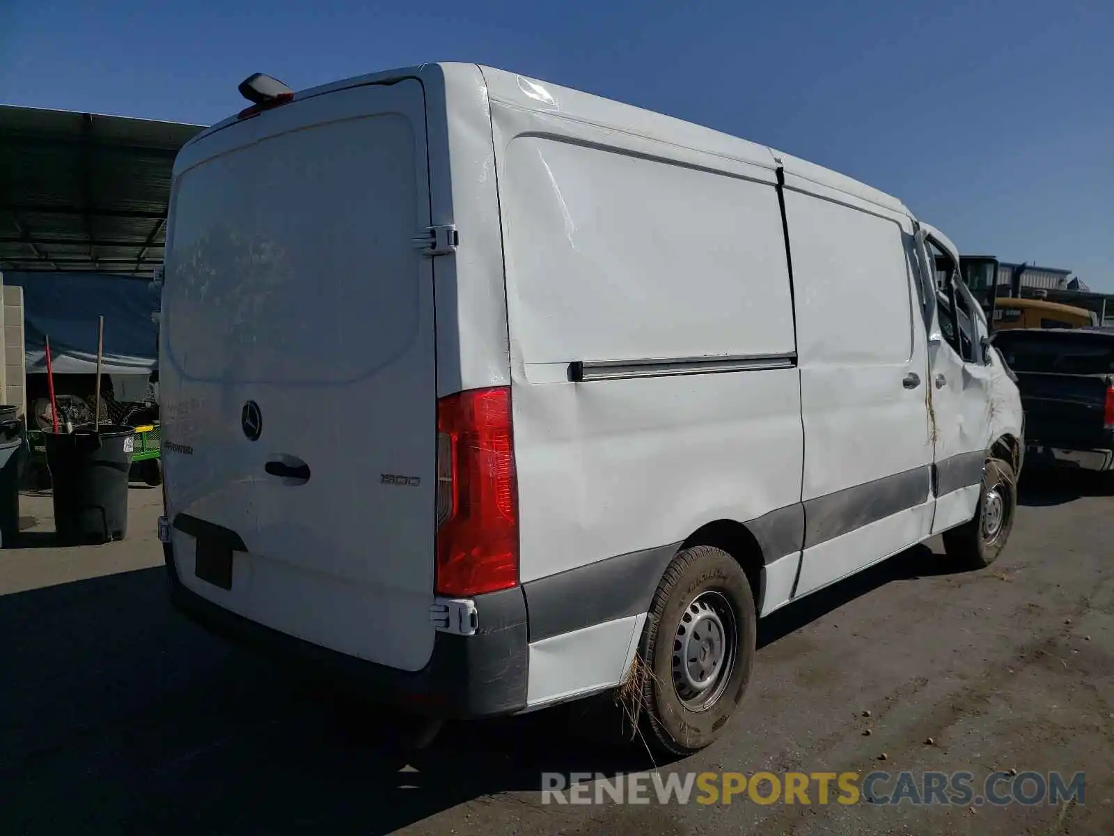 4 Photograph of a damaged car WD4PE7ED6KT016750 MERCEDES-BENZ SPRINTER 2019