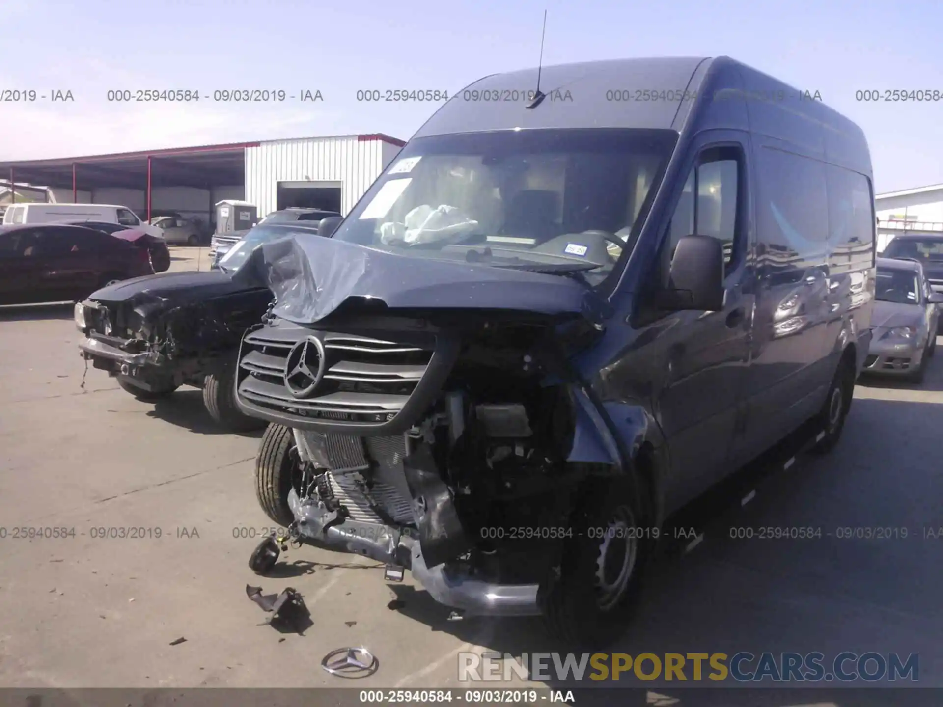 2 Photograph of a damaged car WD4PF0CD3KP059796 MERCEDES-BENZ SPRINTER 2019