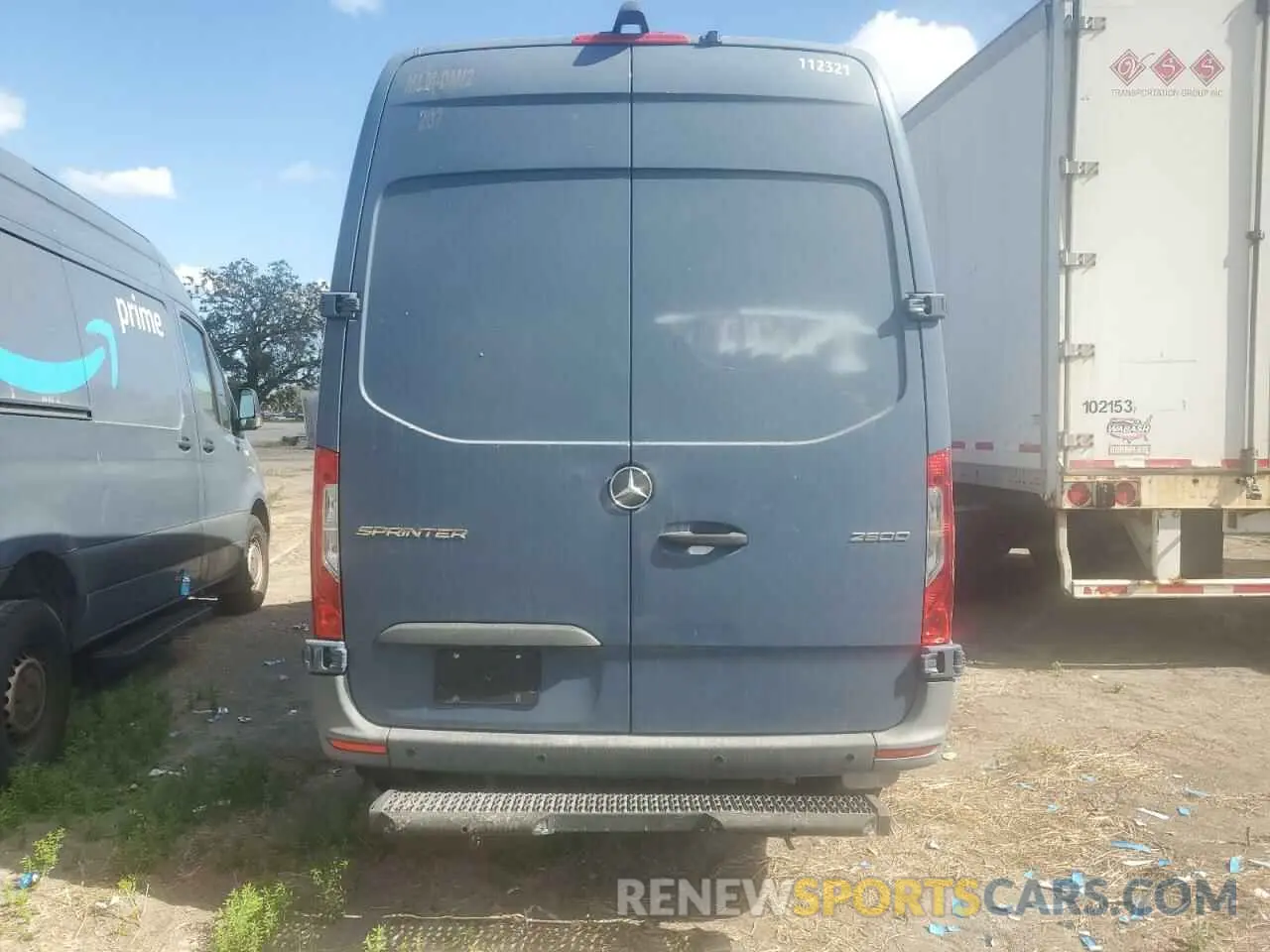 6 Photograph of a damaged car WD4PF0CD5KT004452 MERCEDES-BENZ SPRINTER 2019