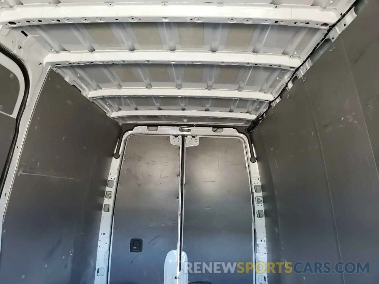 10 Photograph of a damaged car WD4PF0CD6KT000507 MERCEDES-BENZ SPRINTER 2019