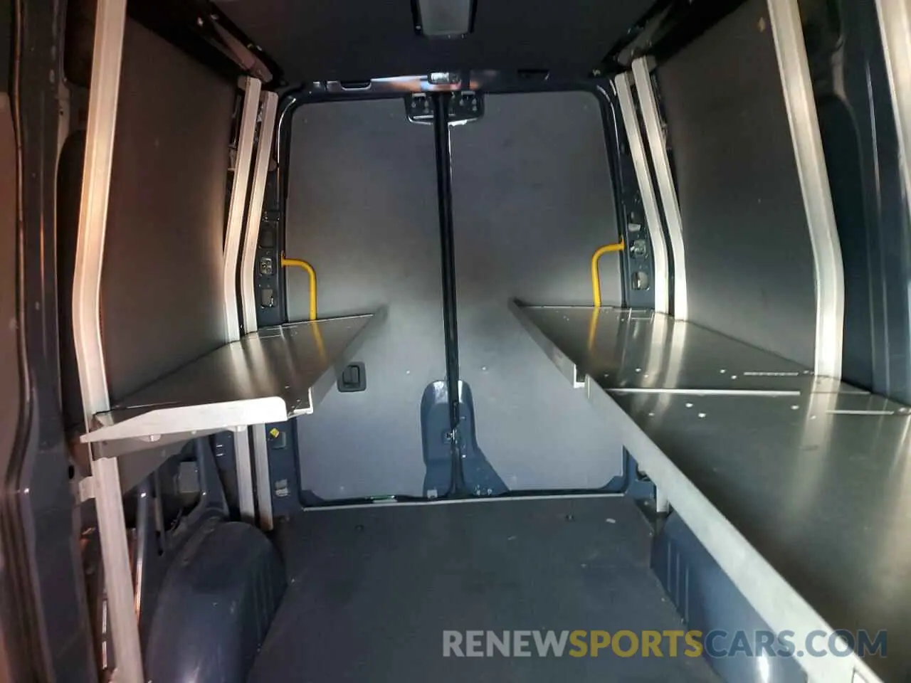 10 Photograph of a damaged car WD4PF0CD7KP083888 MERCEDES-BENZ SPRINTER 2019