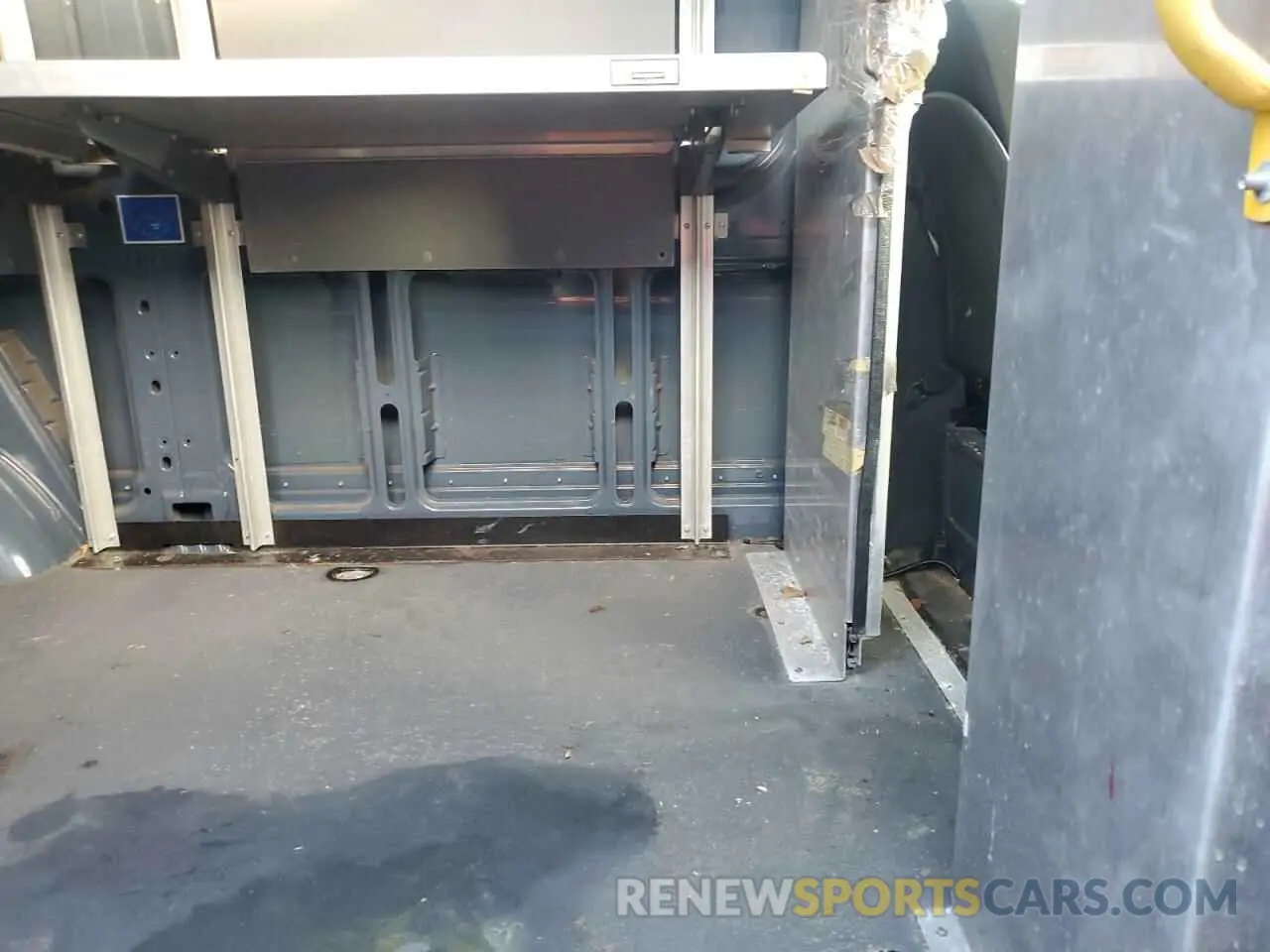 11 Photograph of a damaged car WD4PF0CD7KP083888 MERCEDES-BENZ SPRINTER 2019