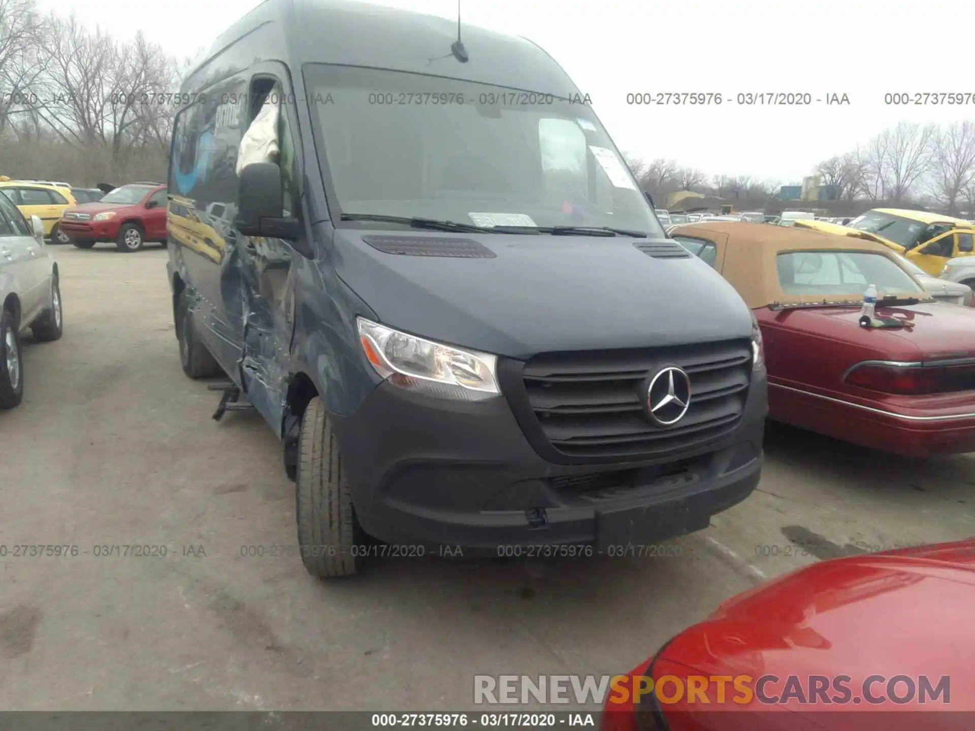 1 Photograph of a damaged car WD4PF0CD7KP094180 MERCEDES-BENZ SPRINTER 2019