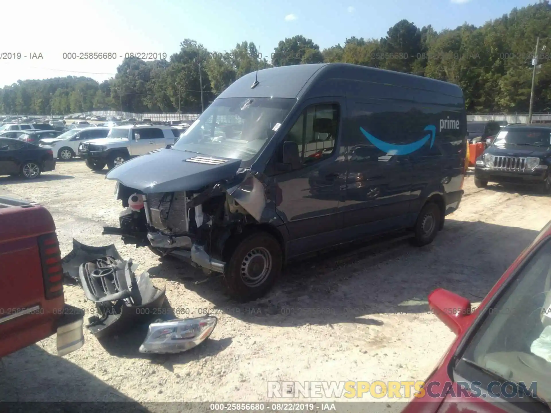 2 Photograph of a damaged car WD4PF0CD7KT004789 MERCEDES-BENZ SPRINTER 2019