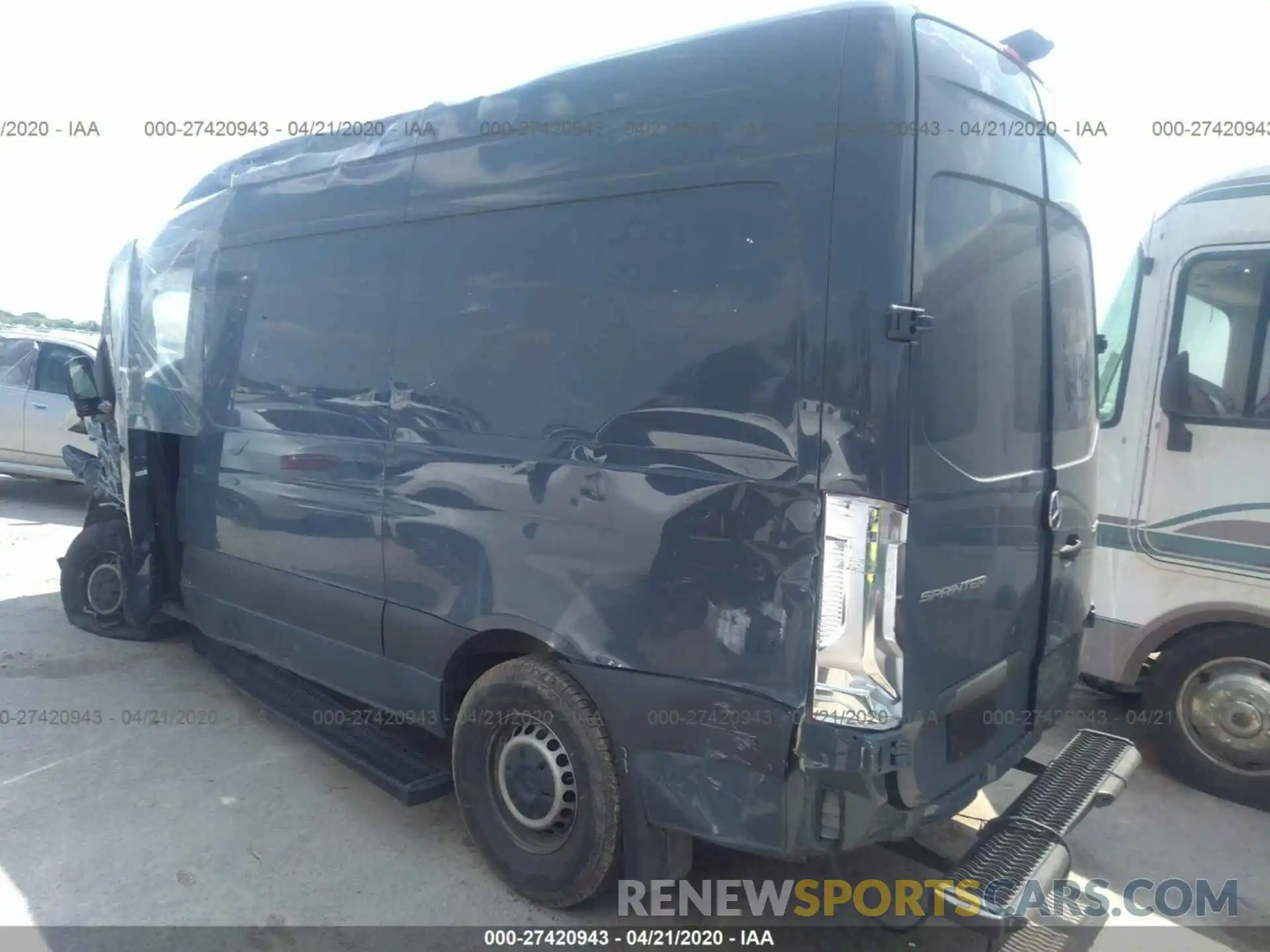 3 Photograph of a damaged car WD4PF0CD8KP094155 MERCEDES-BENZ SPRINTER 2019