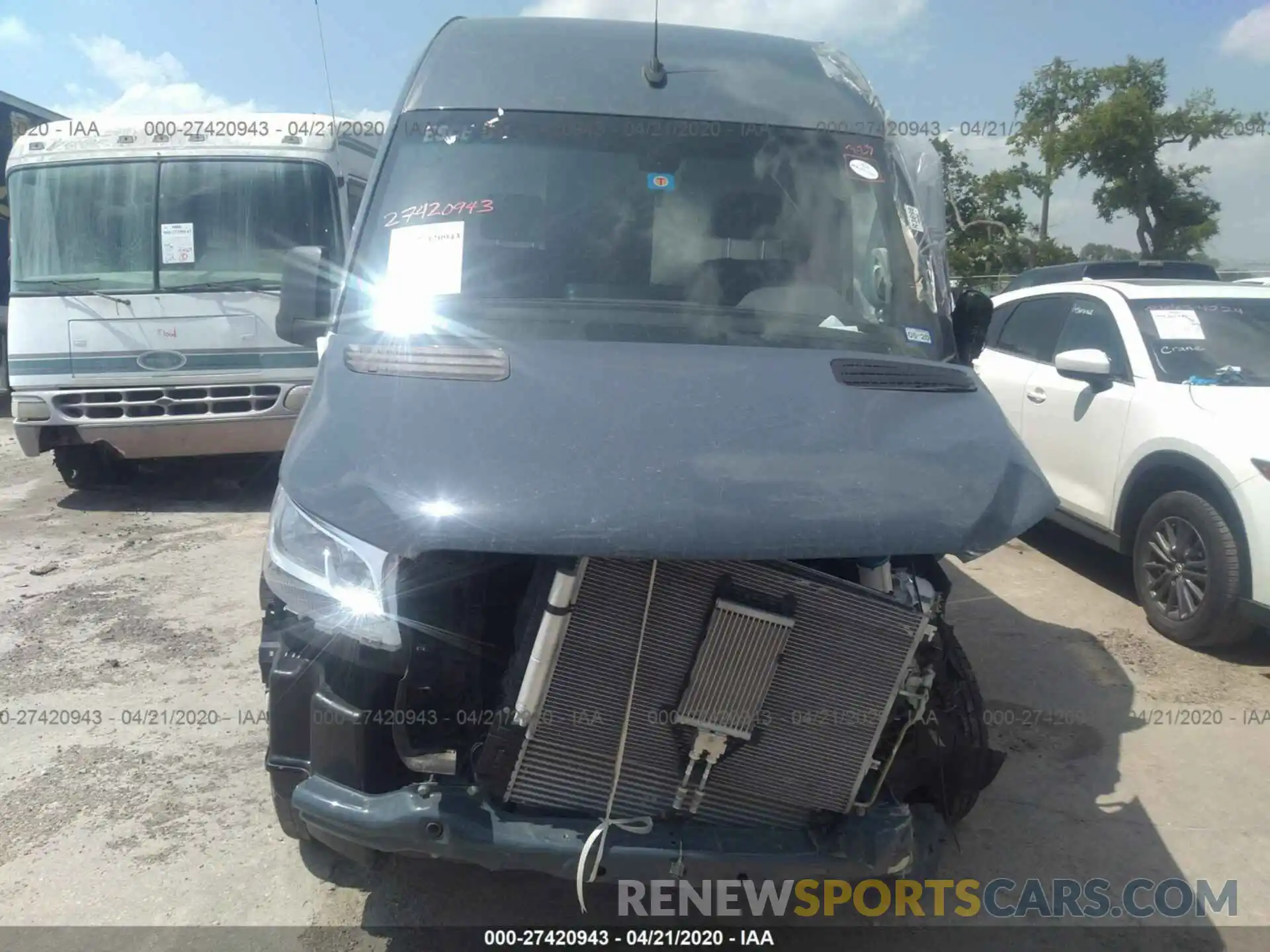 6 Photograph of a damaged car WD4PF0CD8KP094155 MERCEDES-BENZ SPRINTER 2019