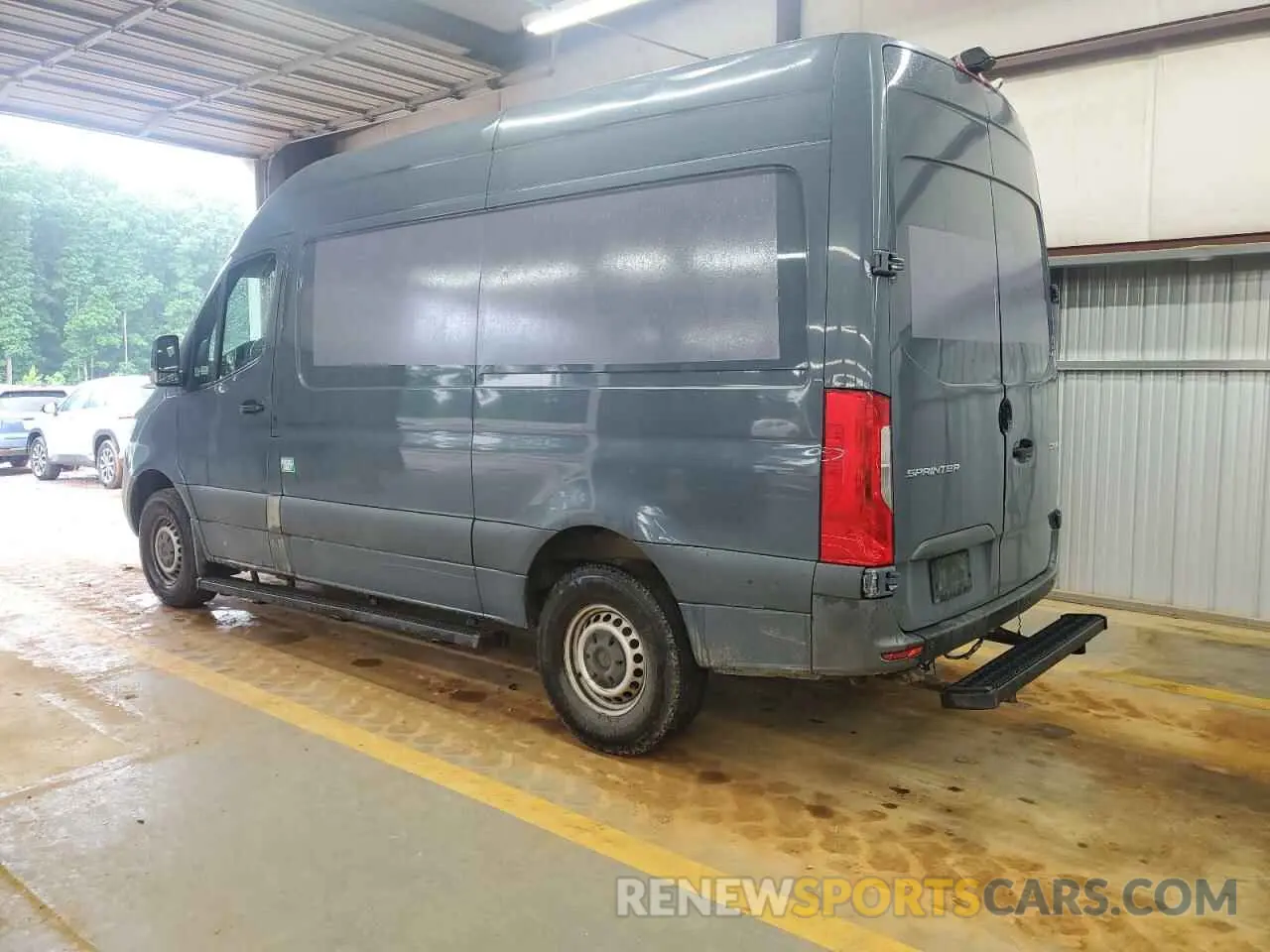 2 Photograph of a damaged car WD4PF0CD9KP052593 MERCEDES-BENZ SPRINTER 2019