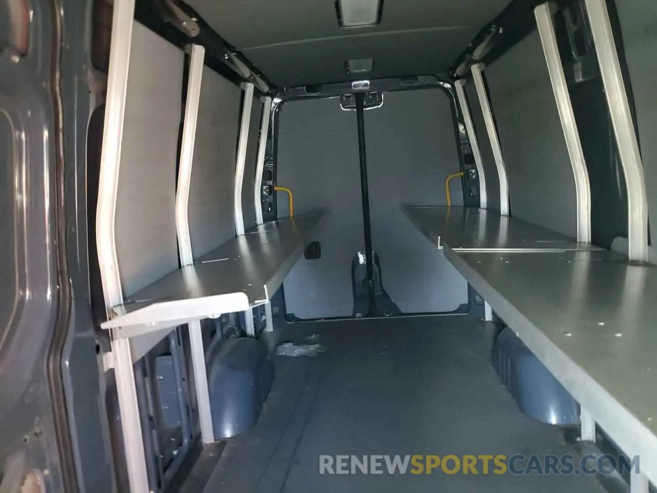 10 Photograph of a damaged car WD4PF1CD1KT011937 MERCEDES-BENZ SPRINTER 2019