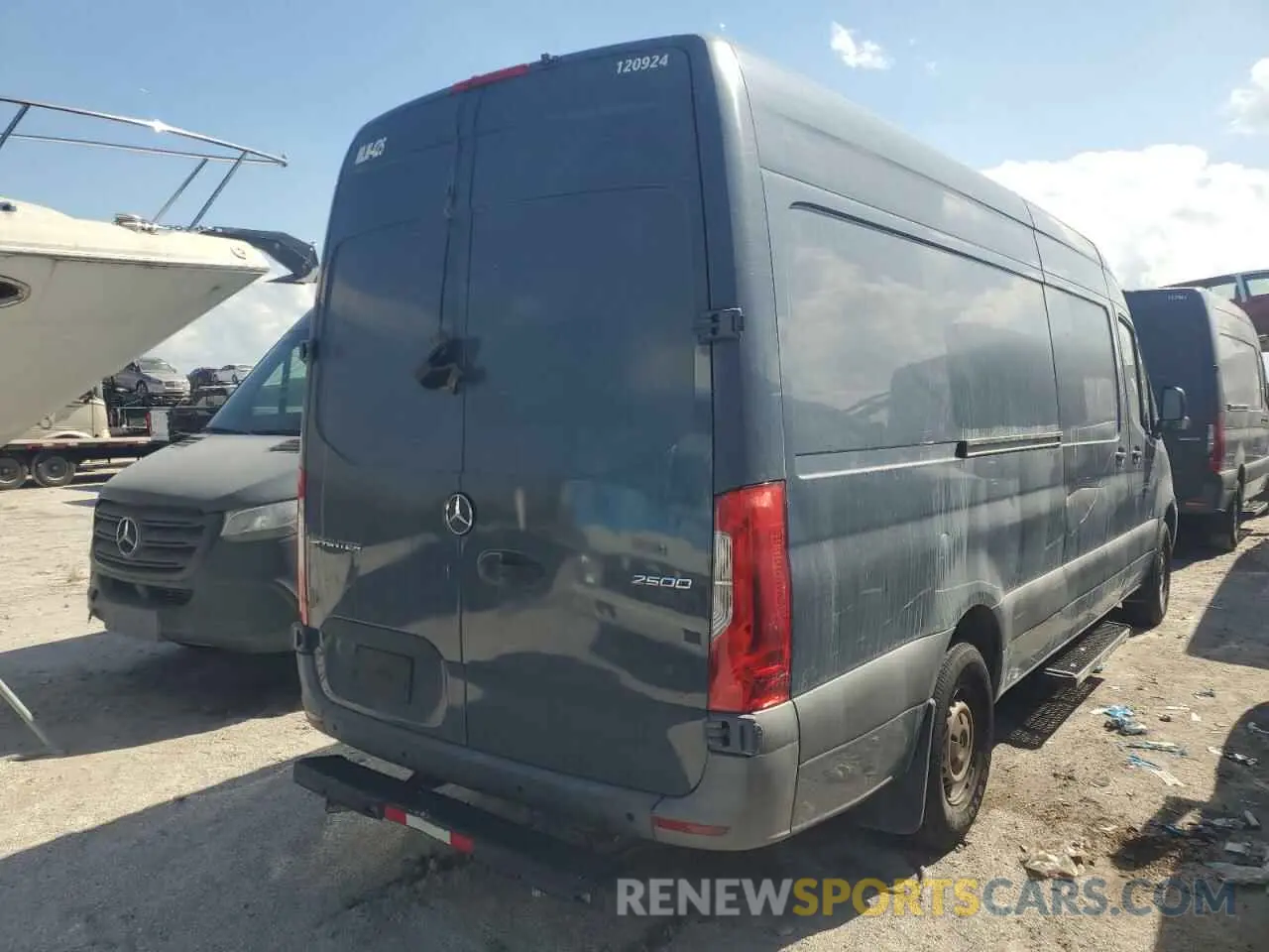 3 Photograph of a damaged car WD4PF1CD1KT011937 MERCEDES-BENZ SPRINTER 2019