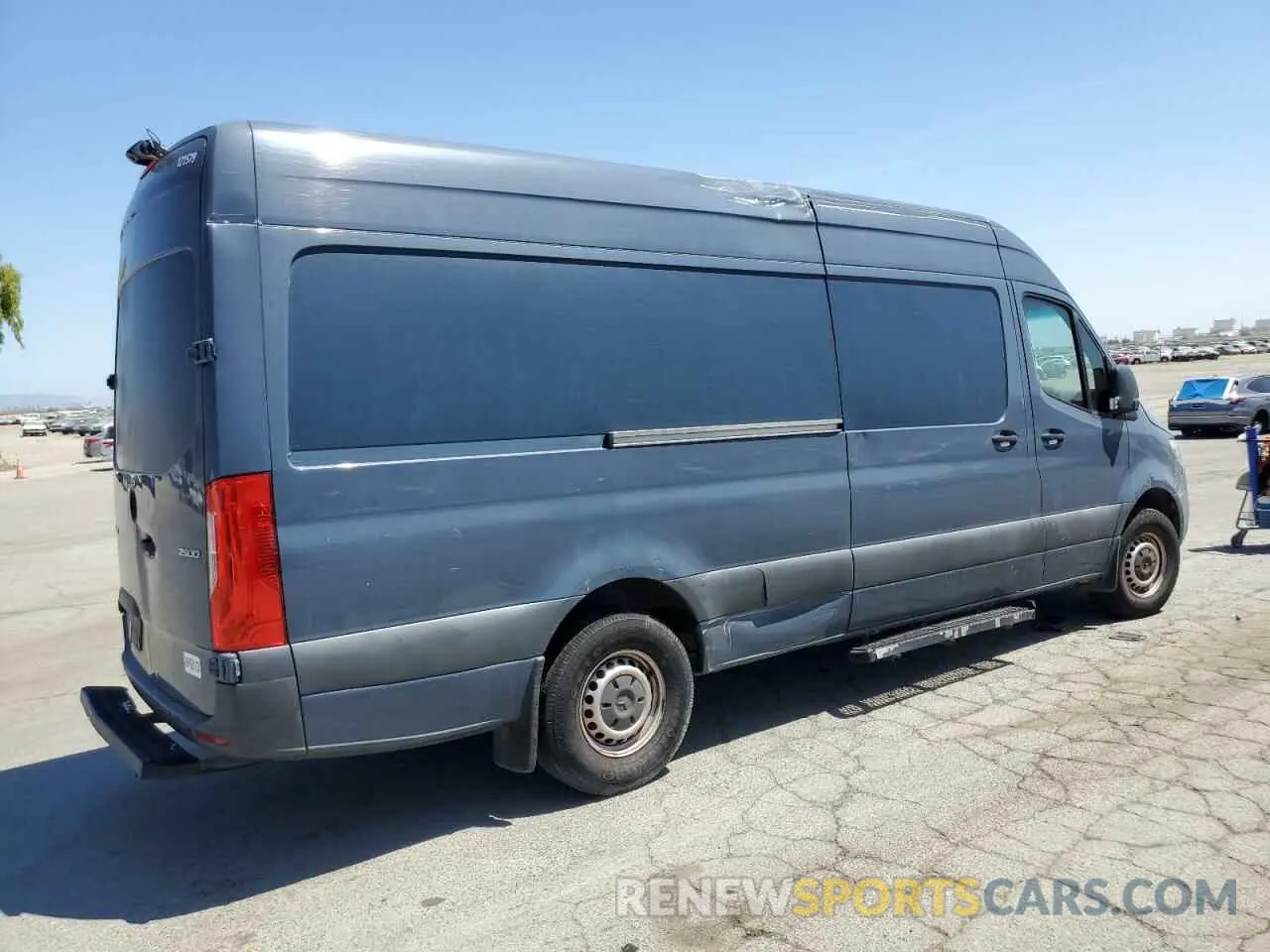 3 Photograph of a damaged car WD4PF1CD3KP127035 MERCEDES-BENZ SPRINTER 2019