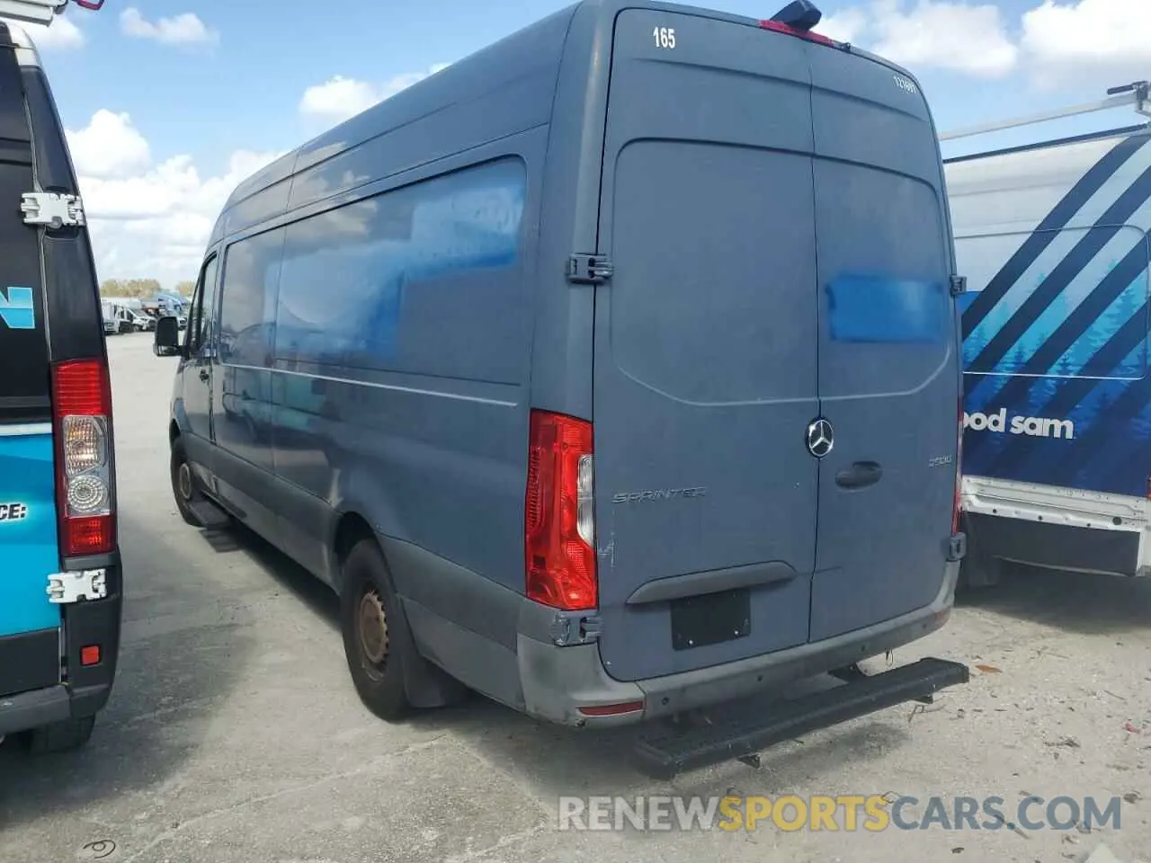 2 Photograph of a damaged car WD4PF1CD3KP138892 MERCEDES-BENZ SPRINTER 2019