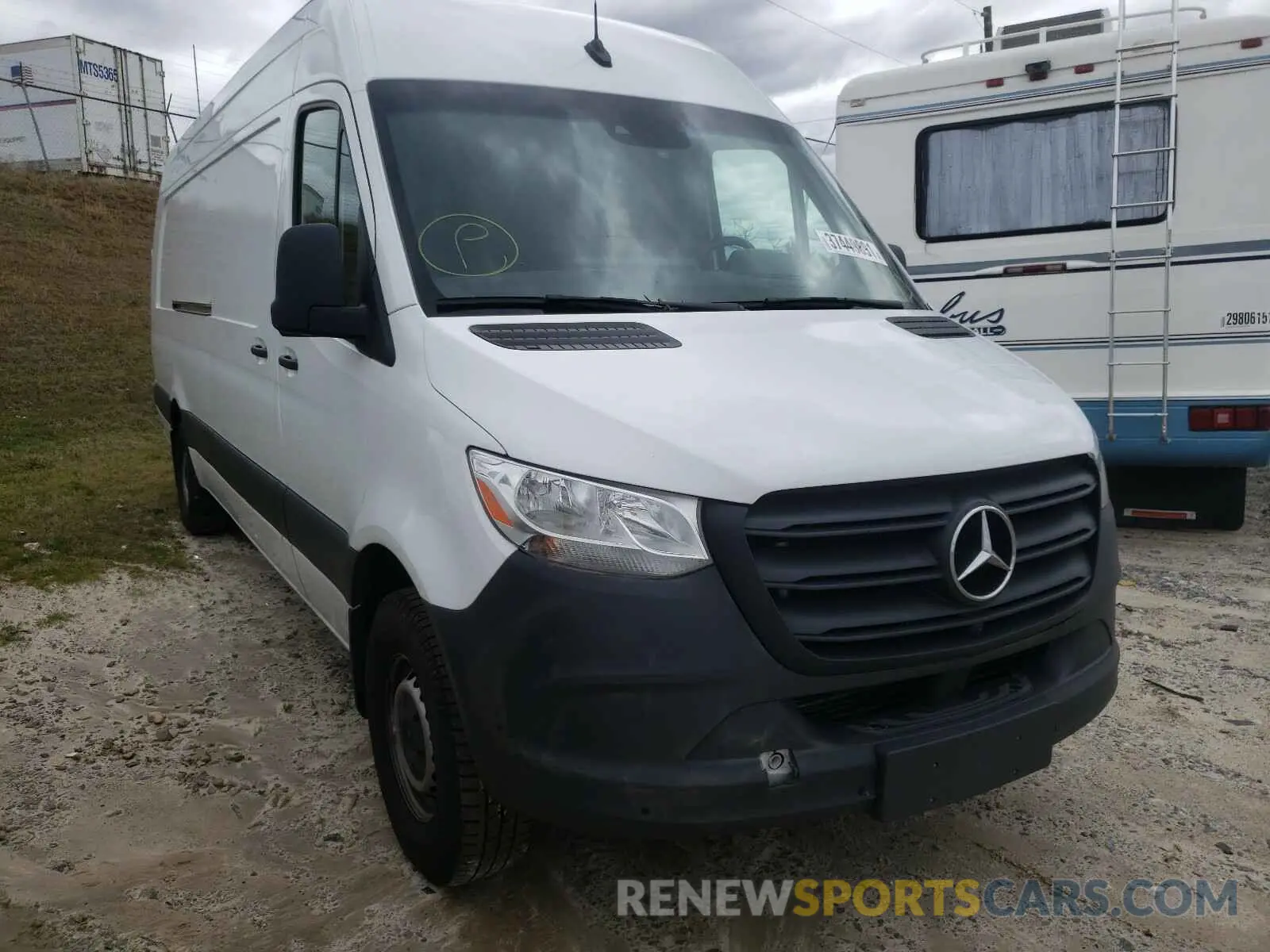 1 Photograph of a damaged car WD4PF1CD5KP185454 MERCEDES-BENZ SPRINTER 2019