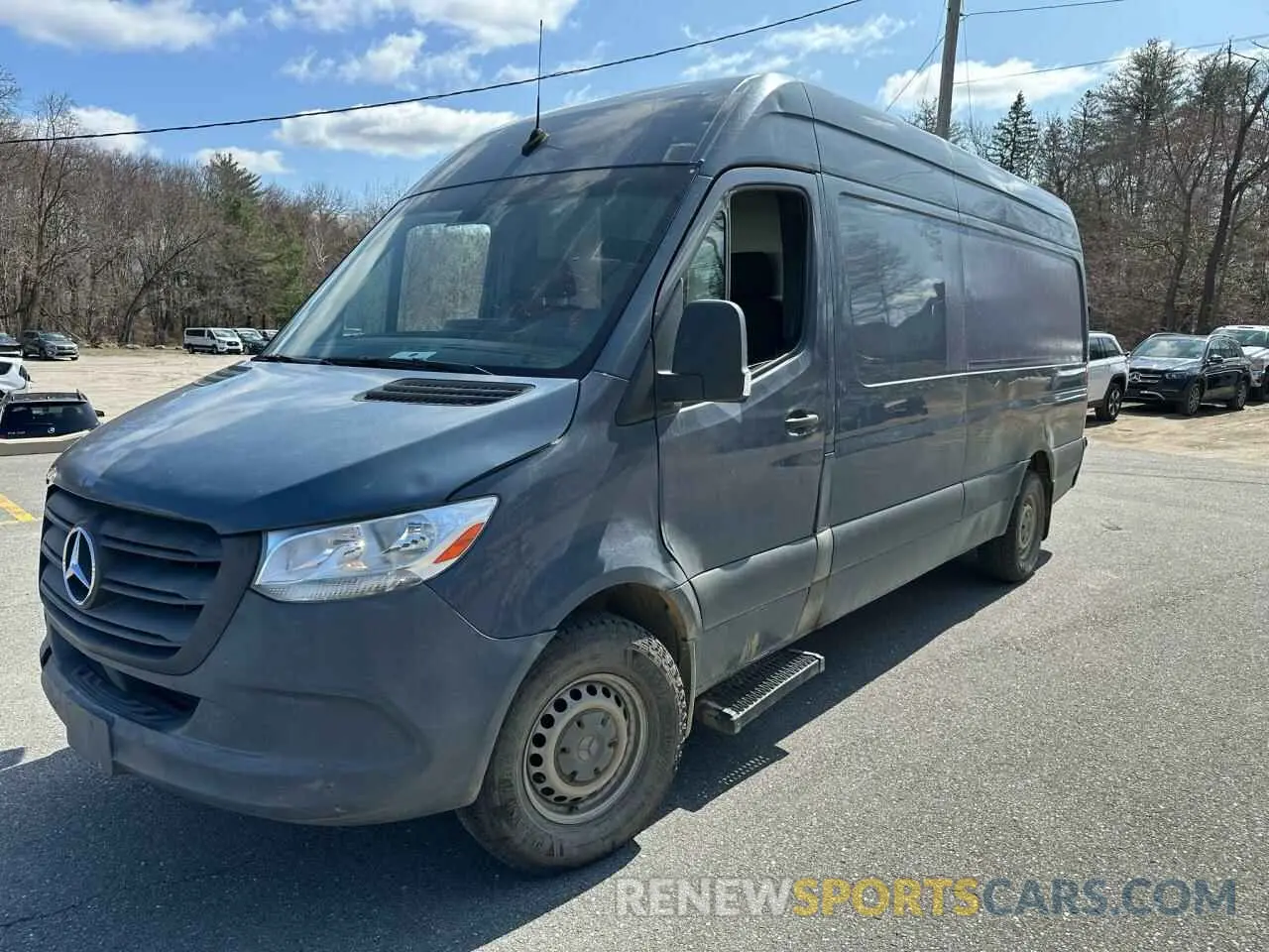 1 Photograph of a damaged car WD4PF1CD6KT012761 MERCEDES-BENZ SPRINTER 2019