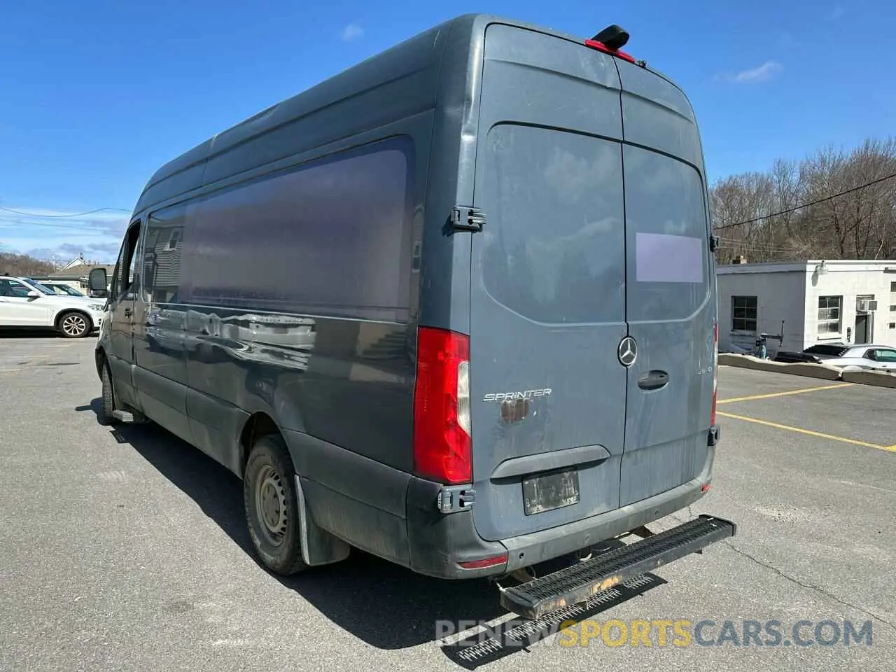 2 Photograph of a damaged car WD4PF1CD6KT012761 MERCEDES-BENZ SPRINTER 2019