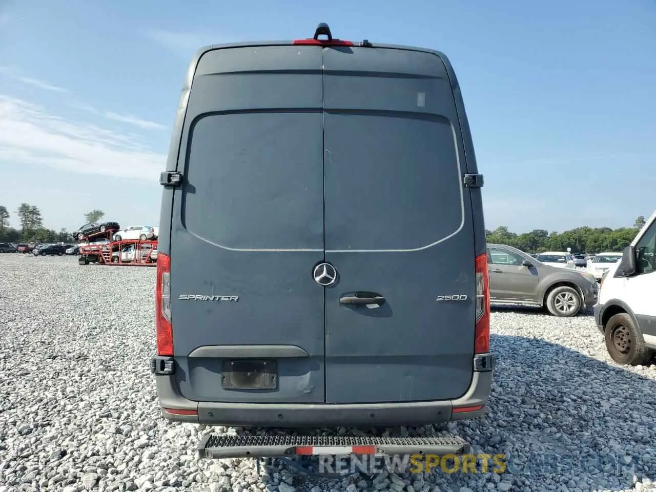 6 Photograph of a damaged car WD4PF1CD8KP140749 MERCEDES-BENZ SPRINTER 2019