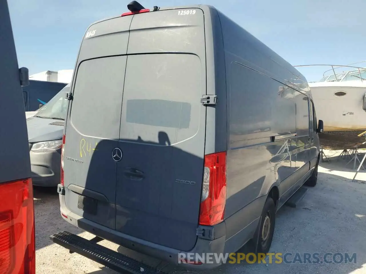 6 Photograph of a damaged car WD4PF1CDXKP130787 MERCEDES-BENZ SPRINTER 2019