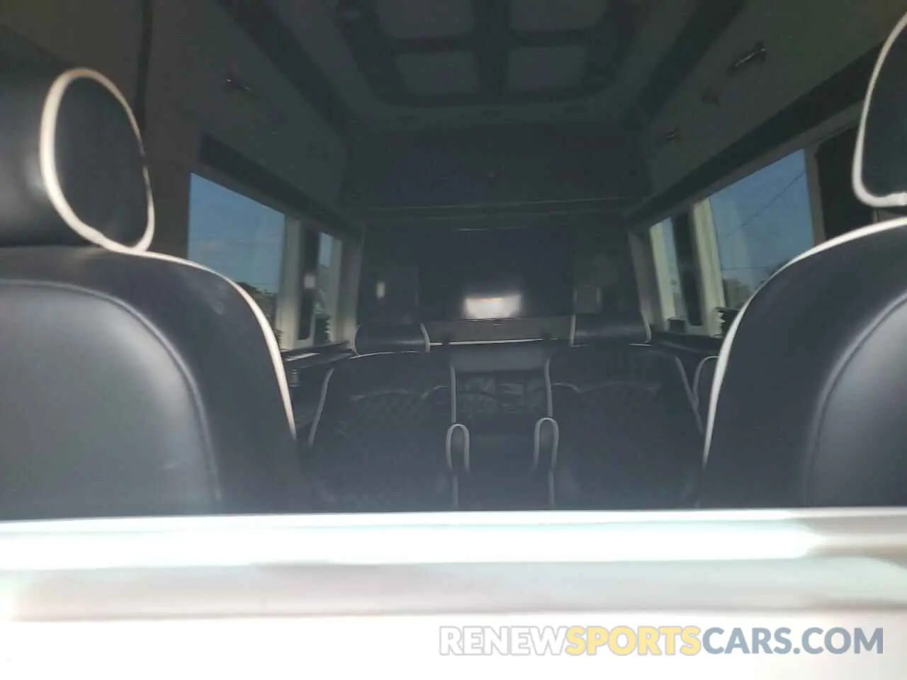 10 Photograph of a damaged car WD4PF4CD4KP111301 MERCEDES-BENZ SPRINTER 2019